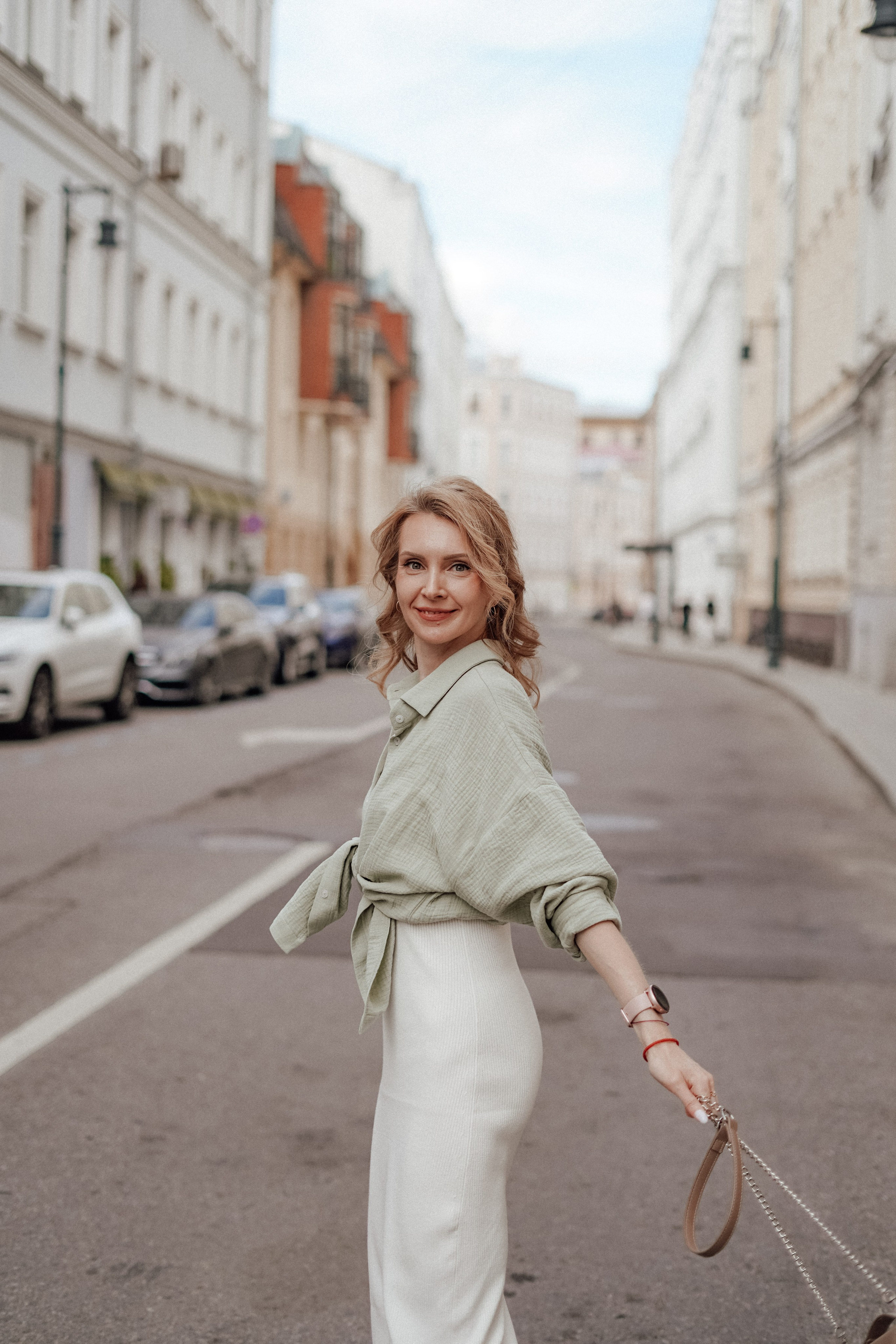 Арина на Чистых Прудах. Фотограф в Сочи и Абхазии | Фототуры | September Air