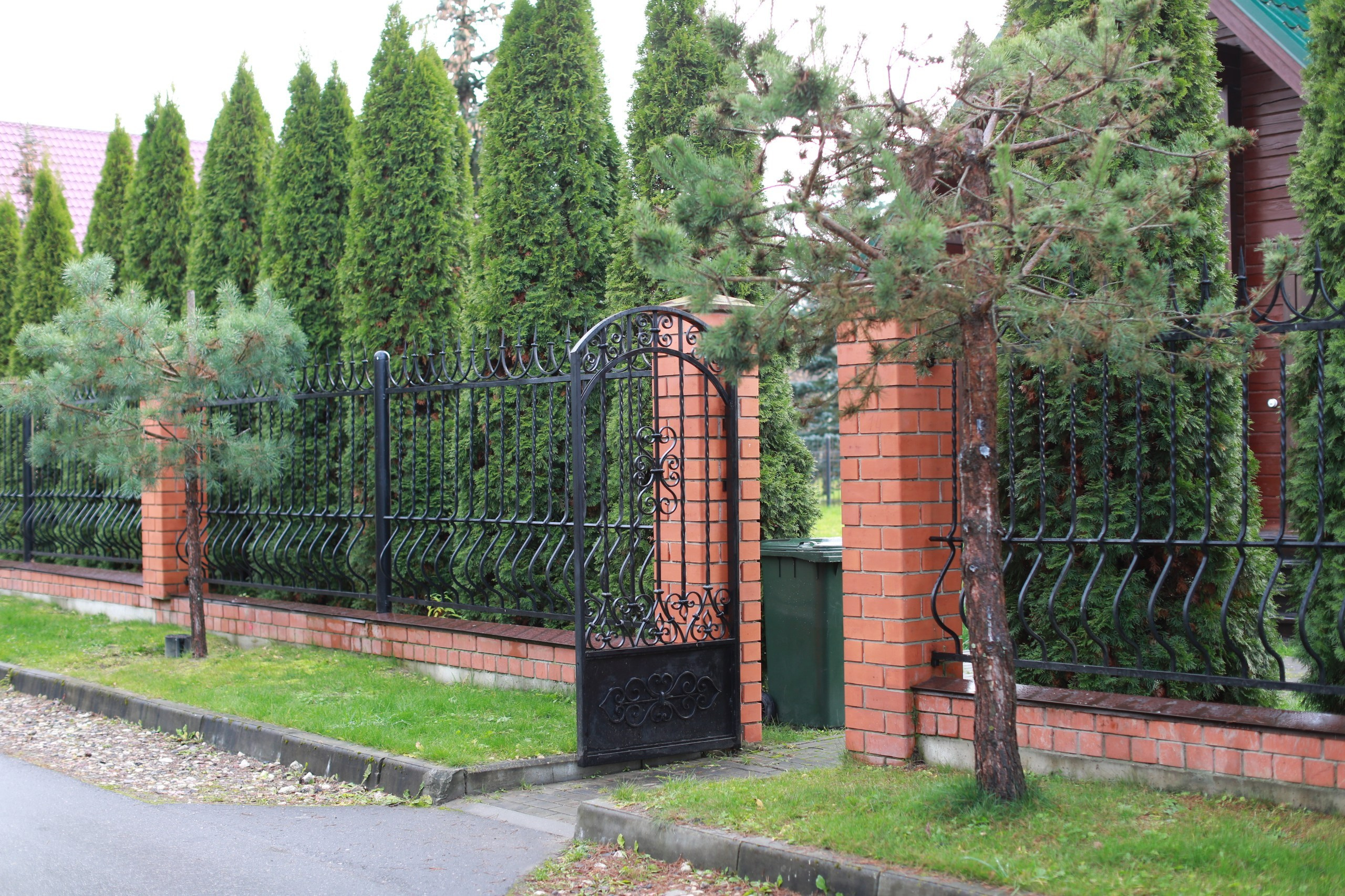 Аренда загородного дома для свадьбы или отдыха по Ярославскому шоссе. Банкетный зал Веранда в Якушево у озера для свадеб, юбилеев, корпоративов. Официальный сайт