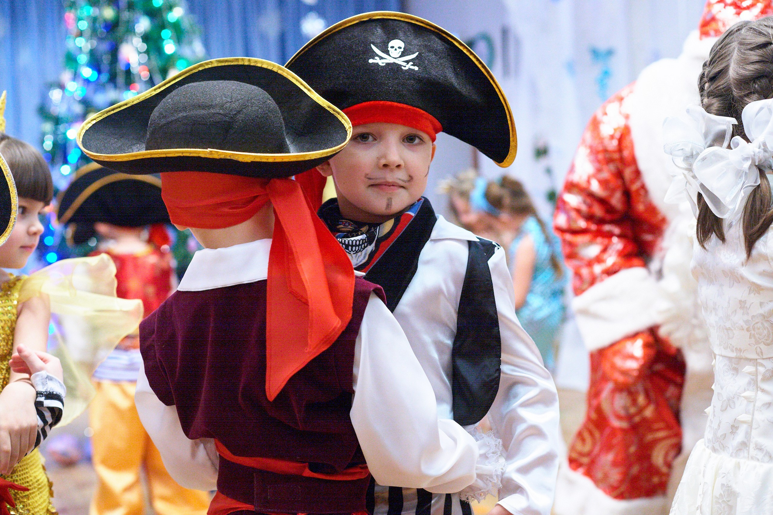 Новогодний утренник. Выпускной альбом Новосибирск