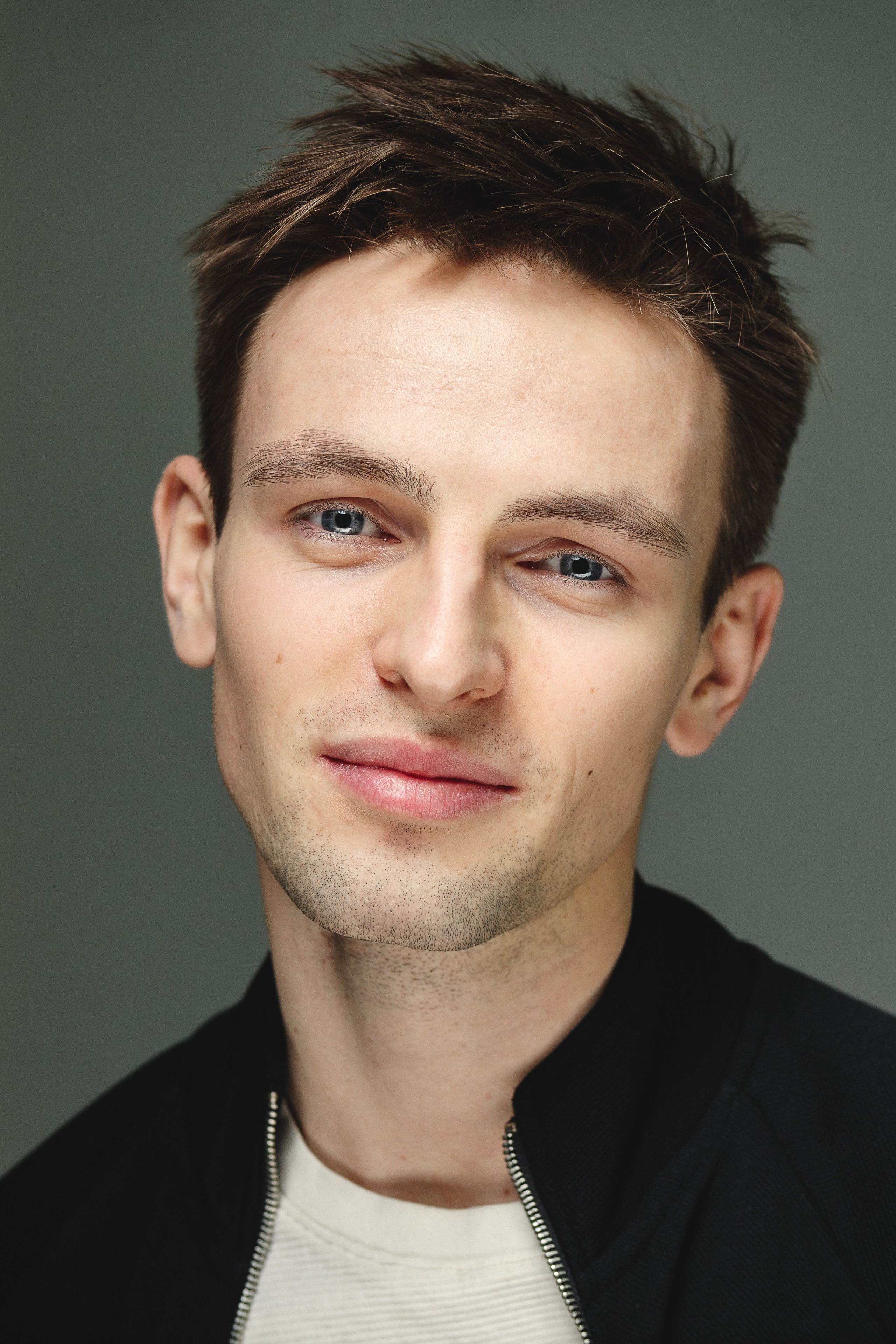 Фотограф интерьера, мебели и портрета в Санкт-Петербурге