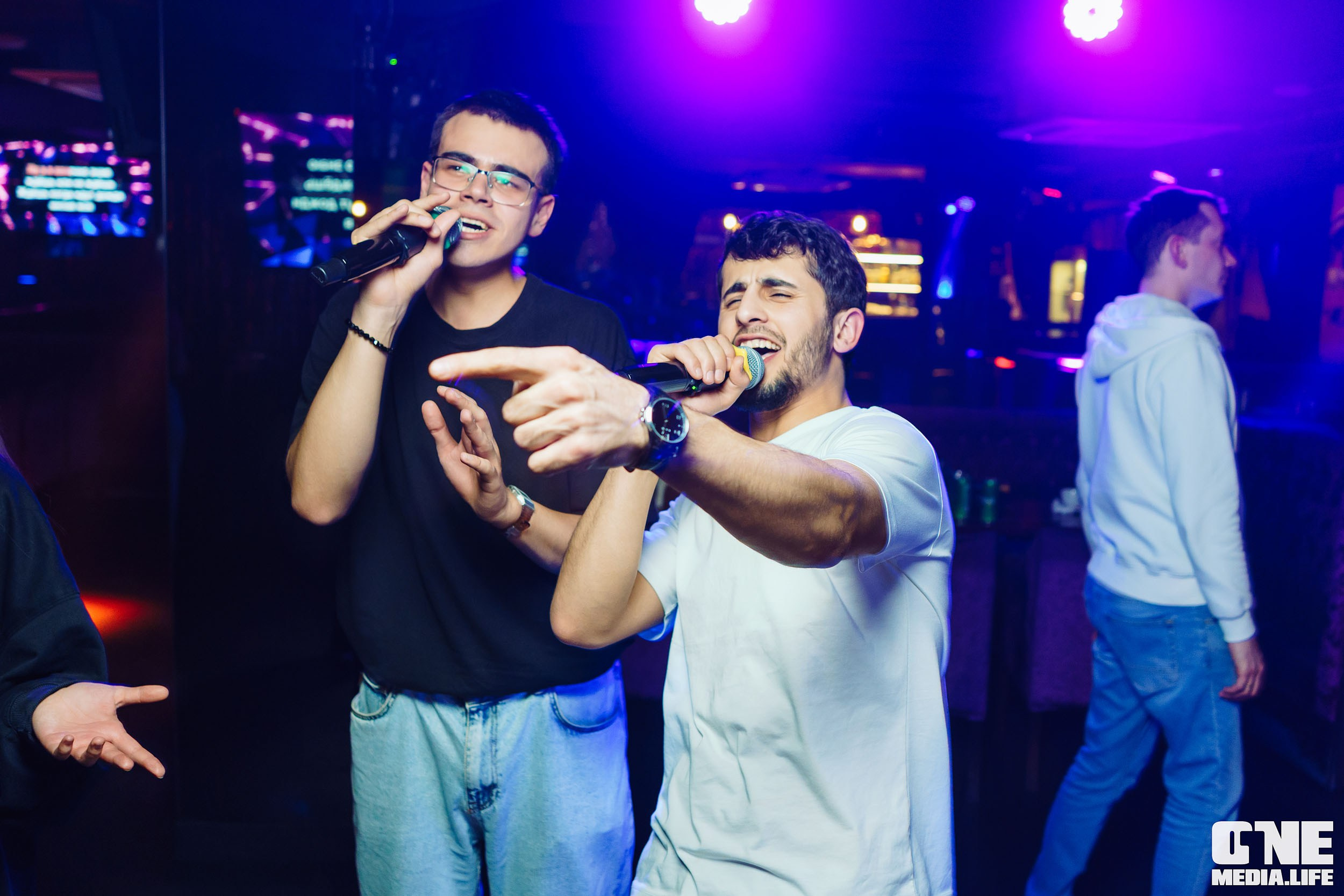 Фоторепортаж из караоке-клуба Эйфория. One Media Life: фоторепортажи, фотоотчеты с мероприятий и заведений