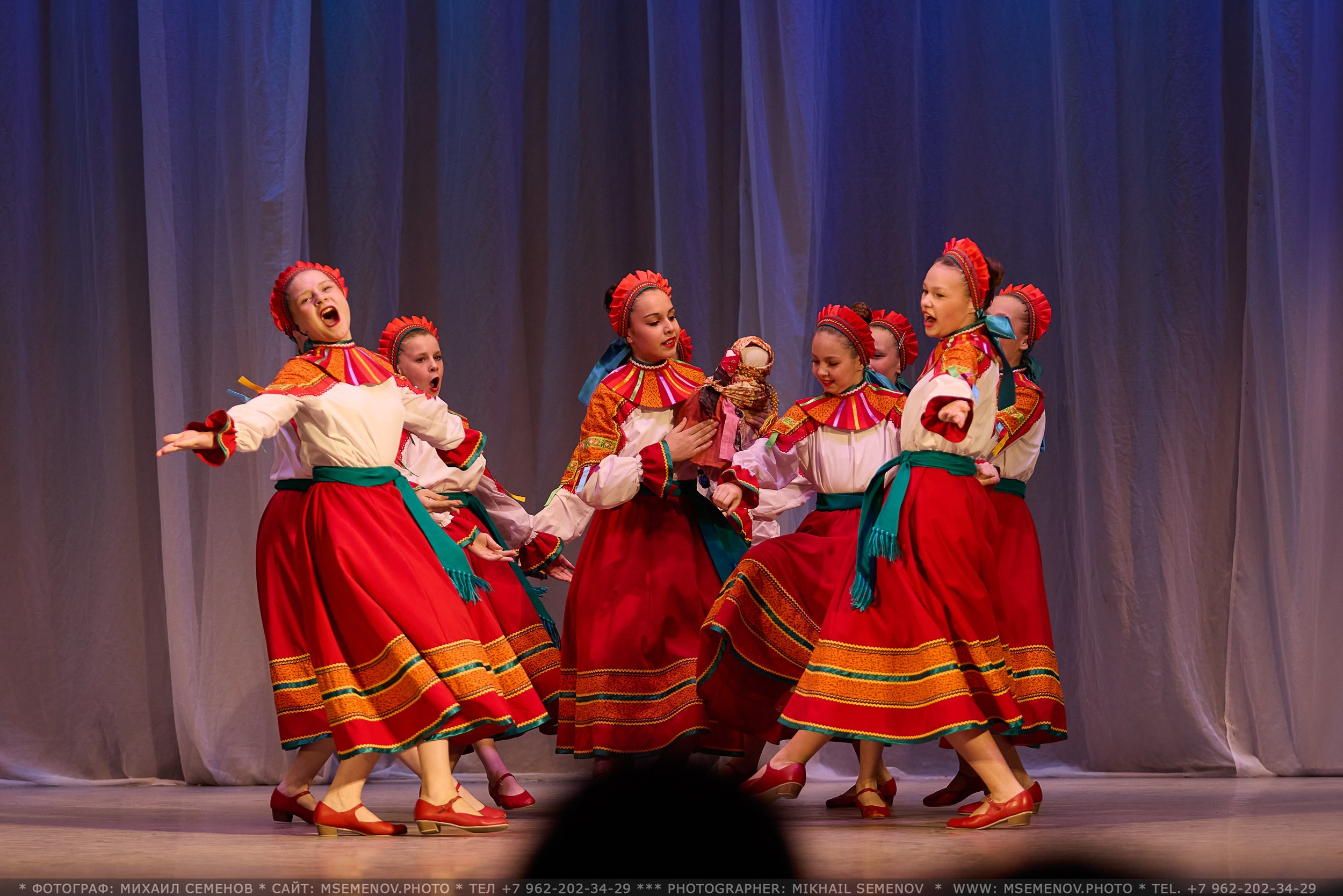 Фоторепортаж с Концерта «Волжанка» и «Задоринка»