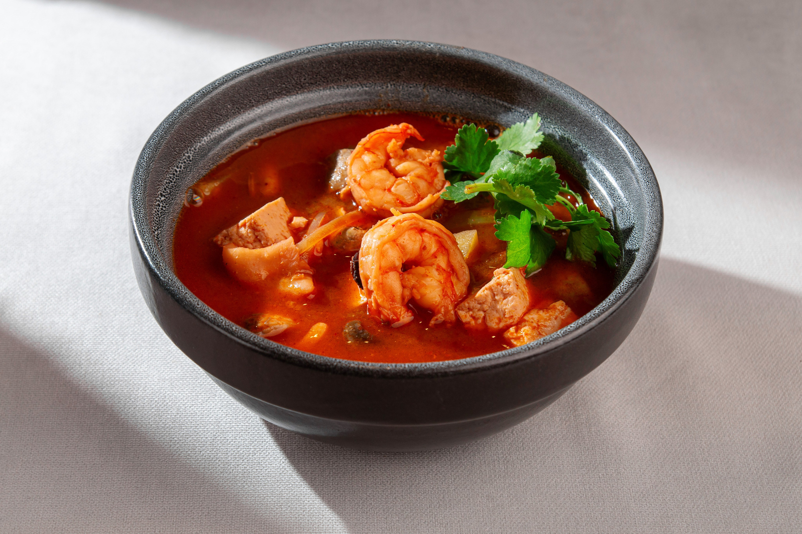 фуд фотография острый суп креветки тофу овощи ресторан SARANG Саратов Энгельс