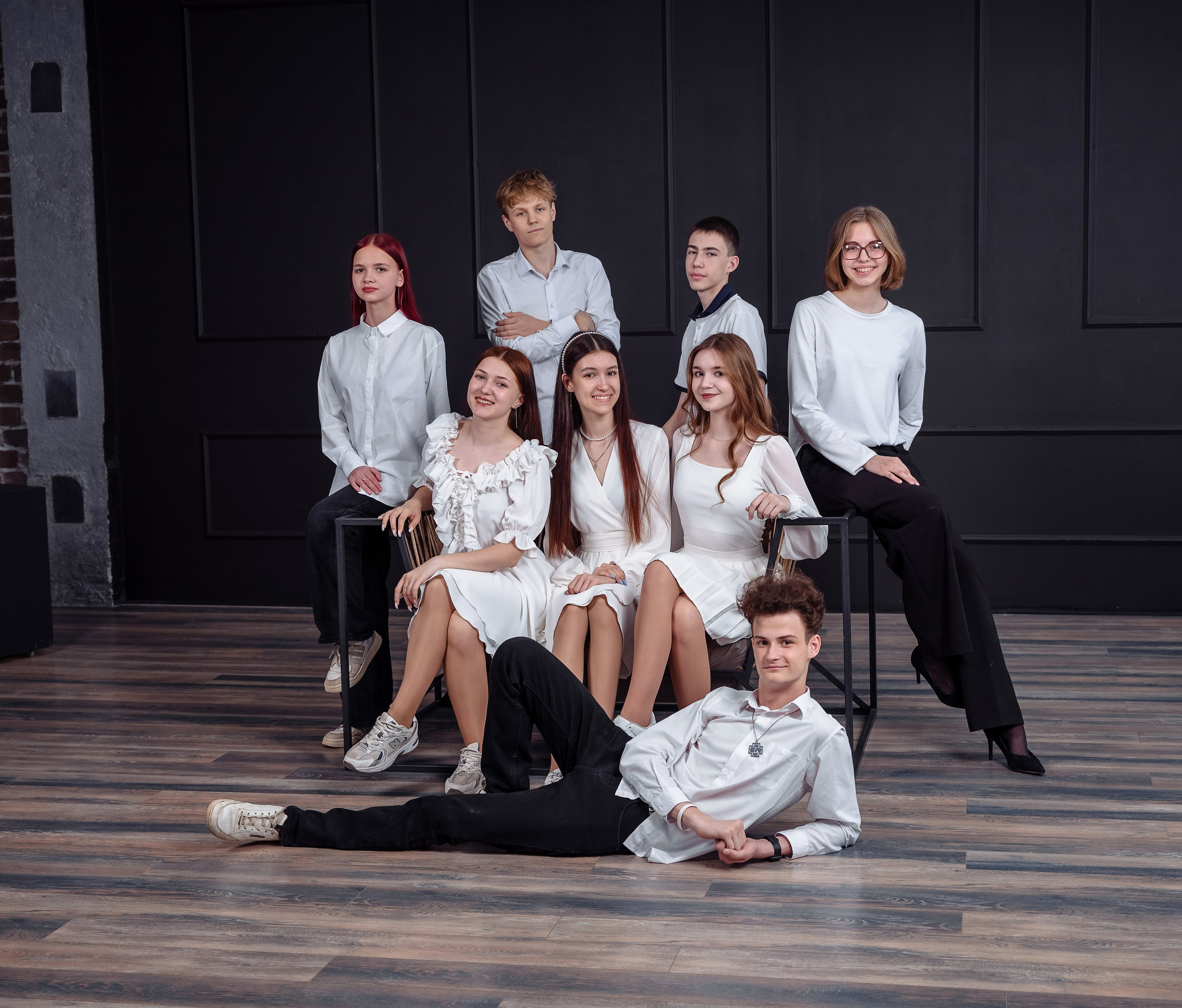 Старшая школа. Выпускные школьные фотоальбомы для школ и детских садов в Волгограде и Волжском