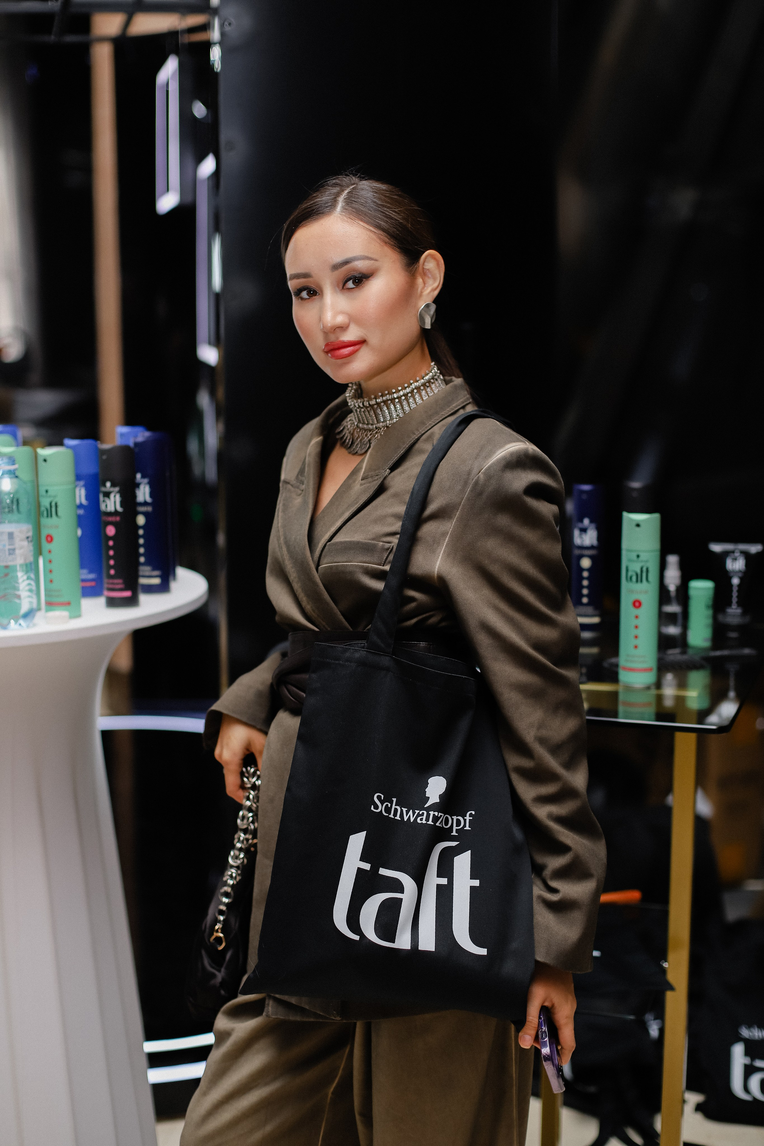 26.10 FWA зона Schwarzkopf и Perwoll. Фотограф в Алматы и Москве Даша Пушкина