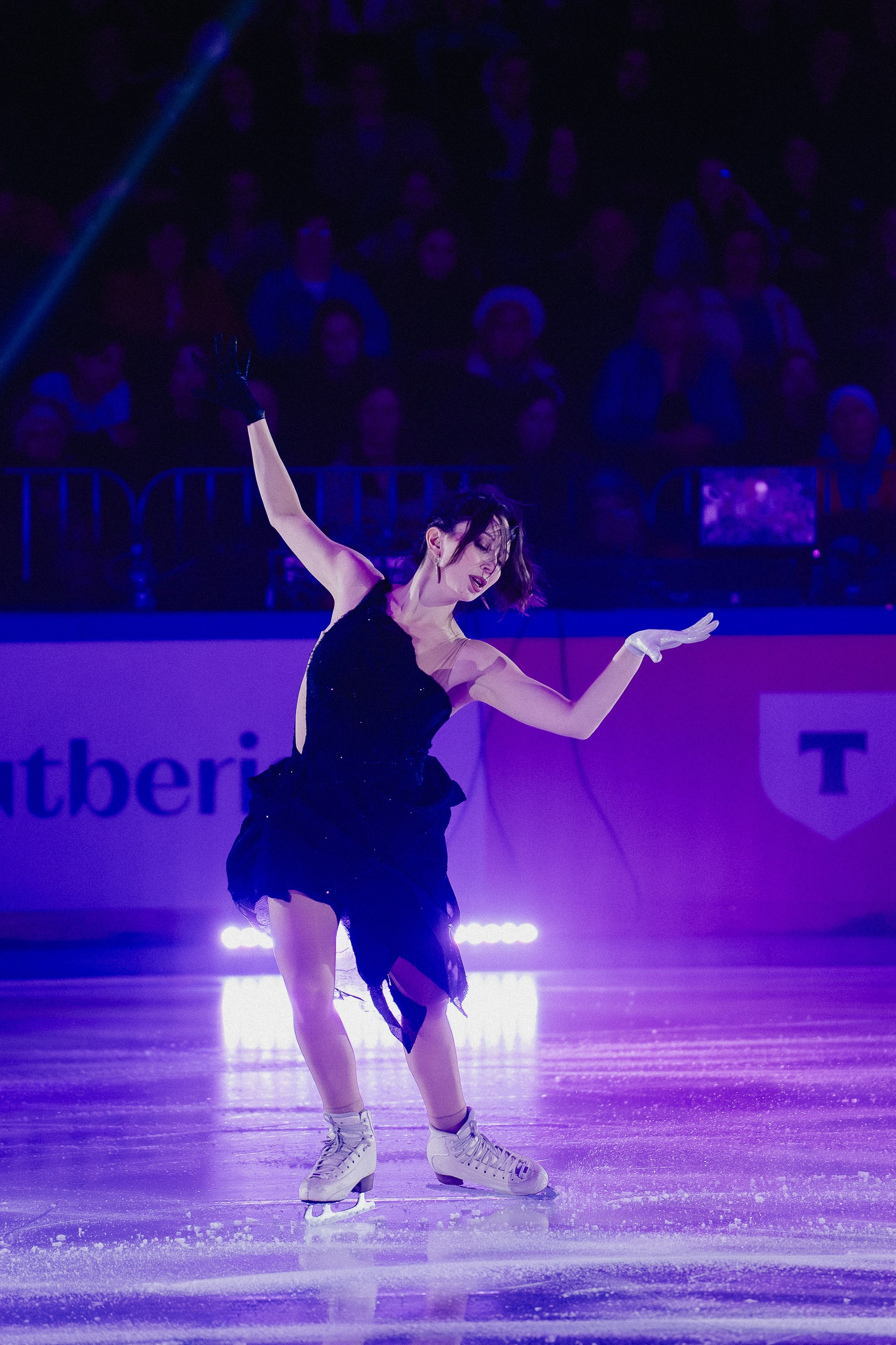 Шоу Этери Тутберидзе в Новосибирске. Воробьева Ксения — Спортивный и танцевальный фотограф Новосибирск