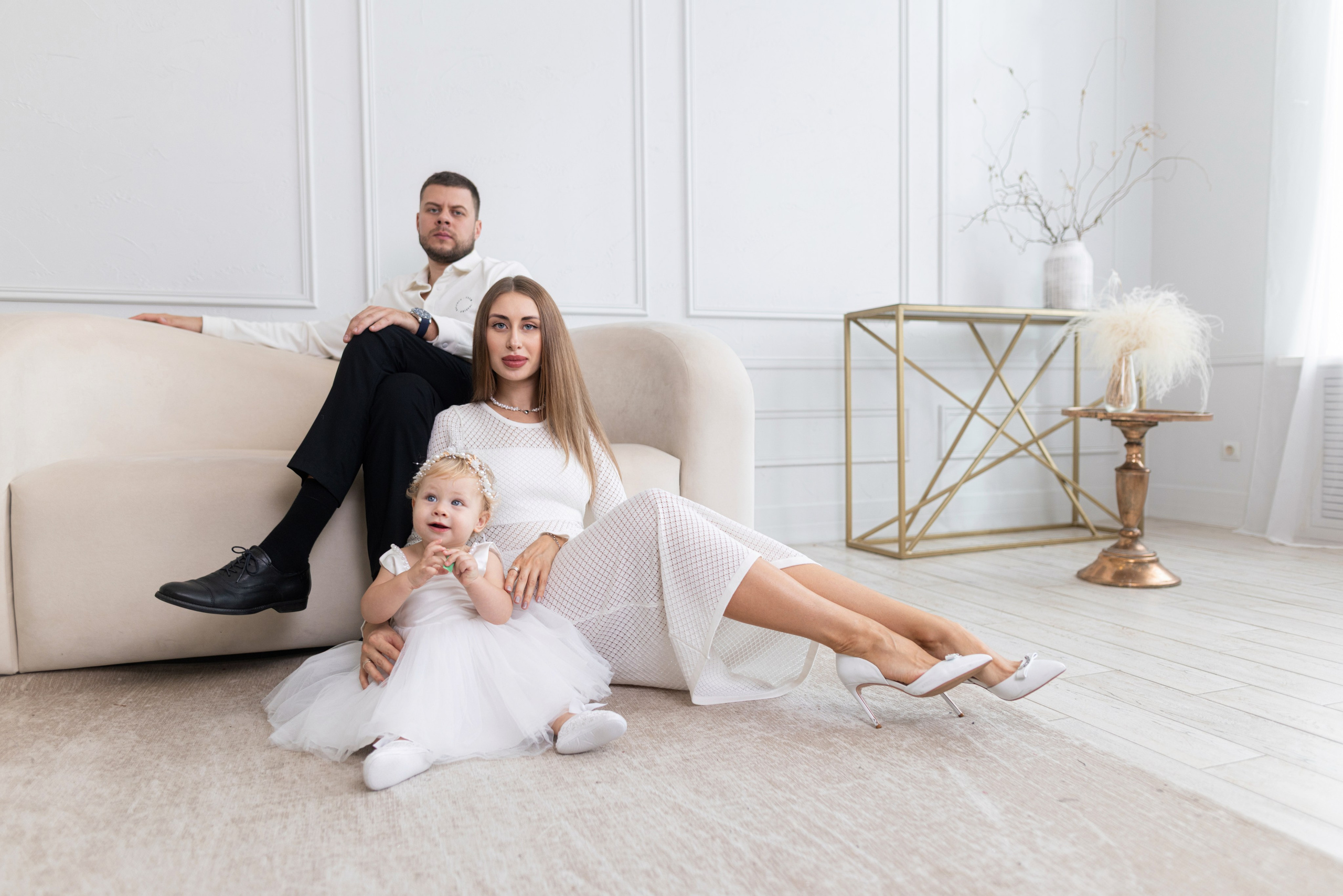 Семейная съемка для Яны и Дани в интерьере. Дмитрий Шульгин, портретный фотограф в Воронеже
