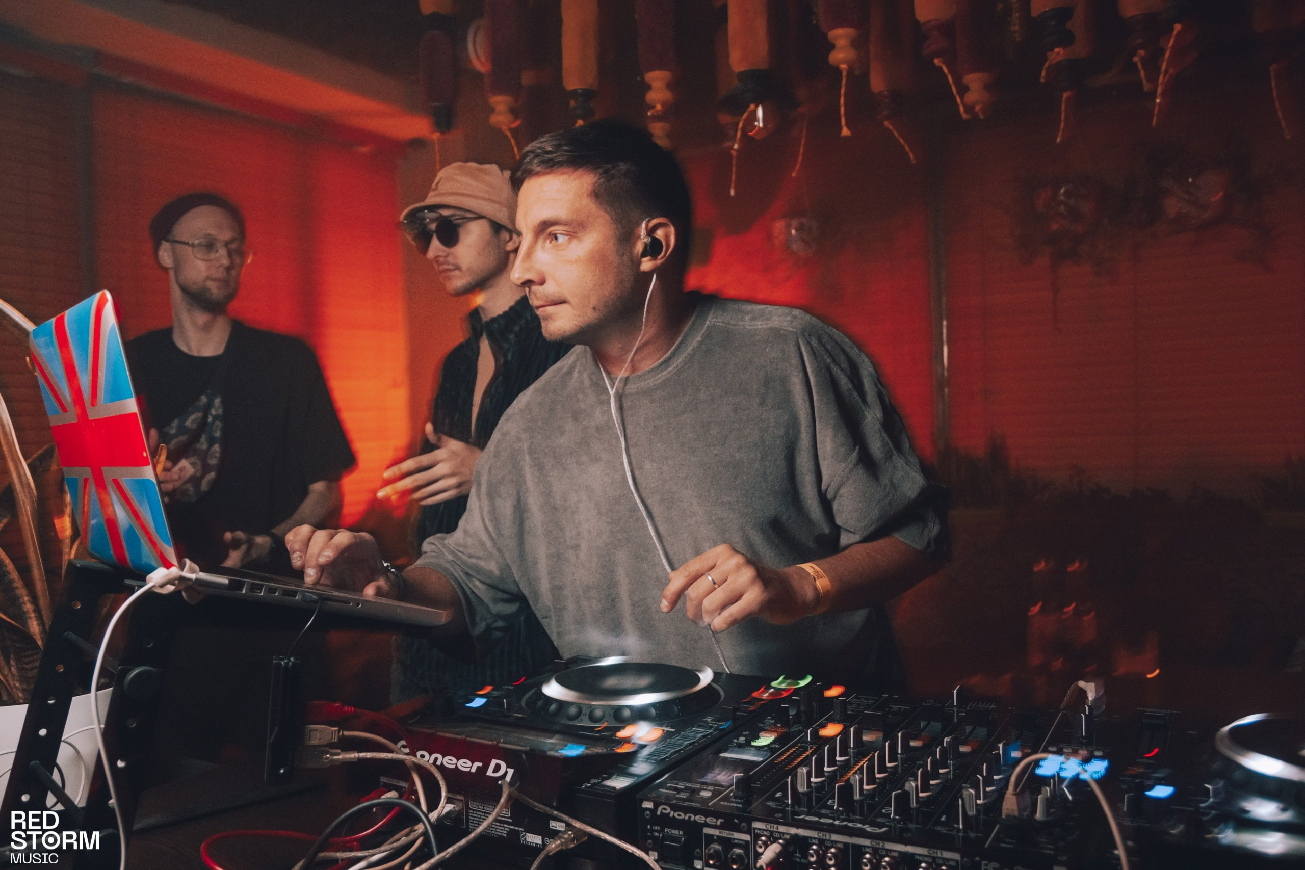 Организатор Алексей Клочков. Алексей Клочков