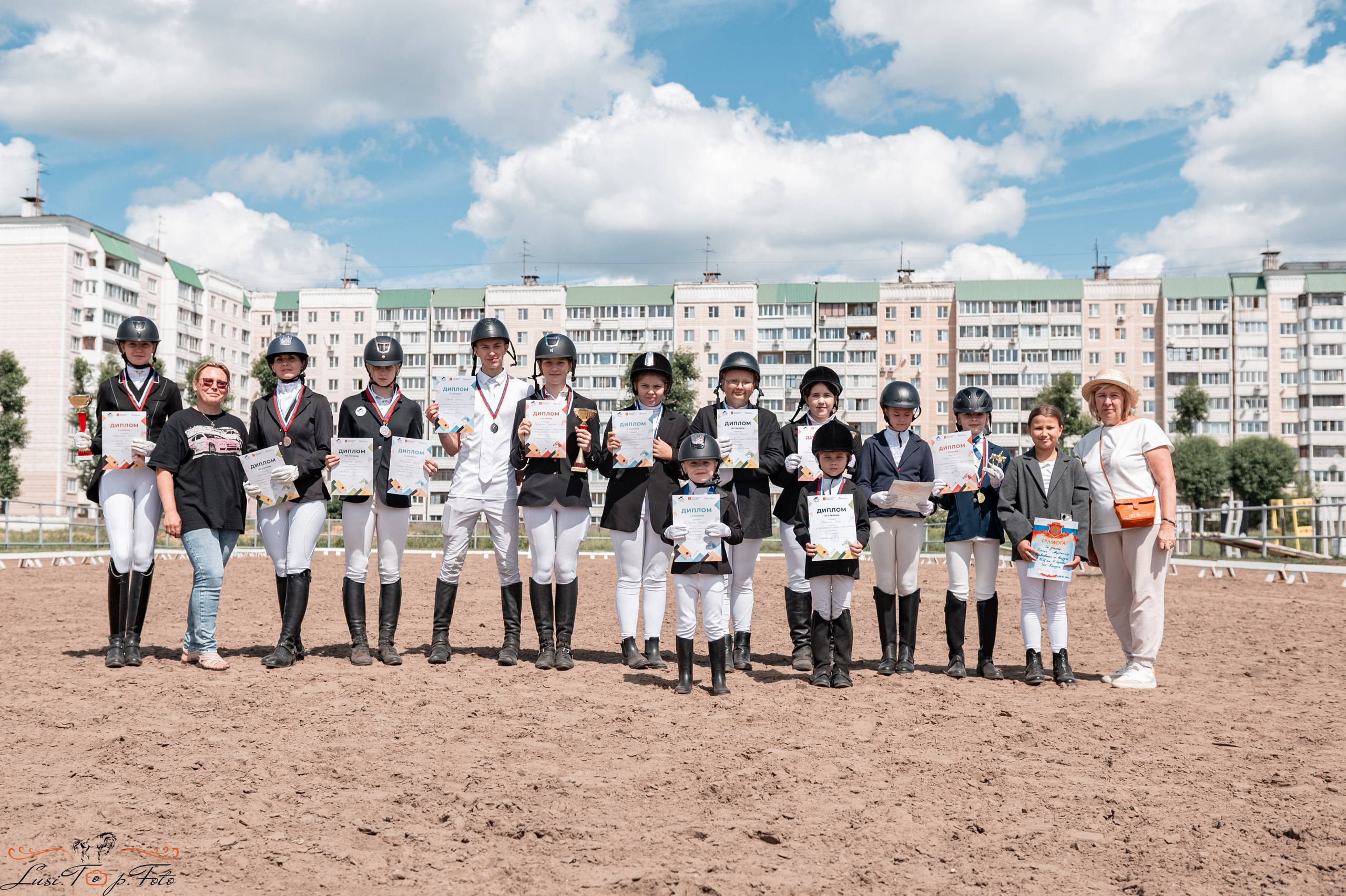 Областные соревнования по выездке. Тверь. Конный и фотограф с животными в Твери Топталова Люся