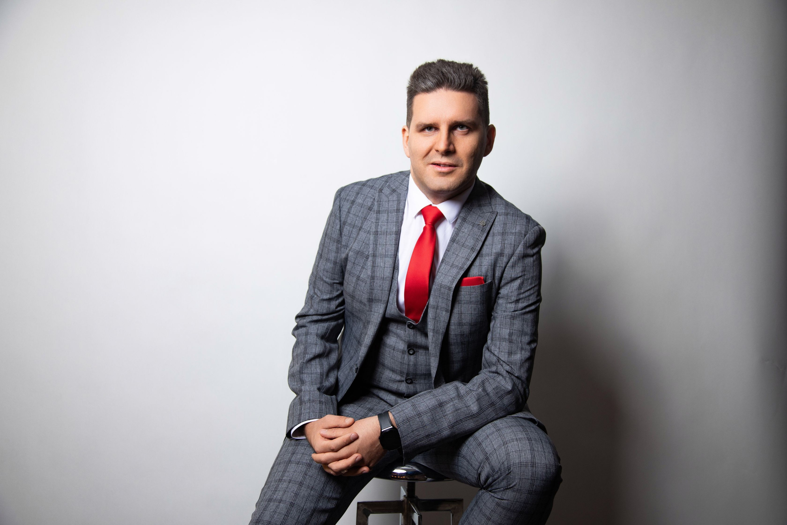 Портретная бизнес фотосессия в Краснодаре | Фотостудия FOTOGEN - Портретная фотосессия для сайта компании.