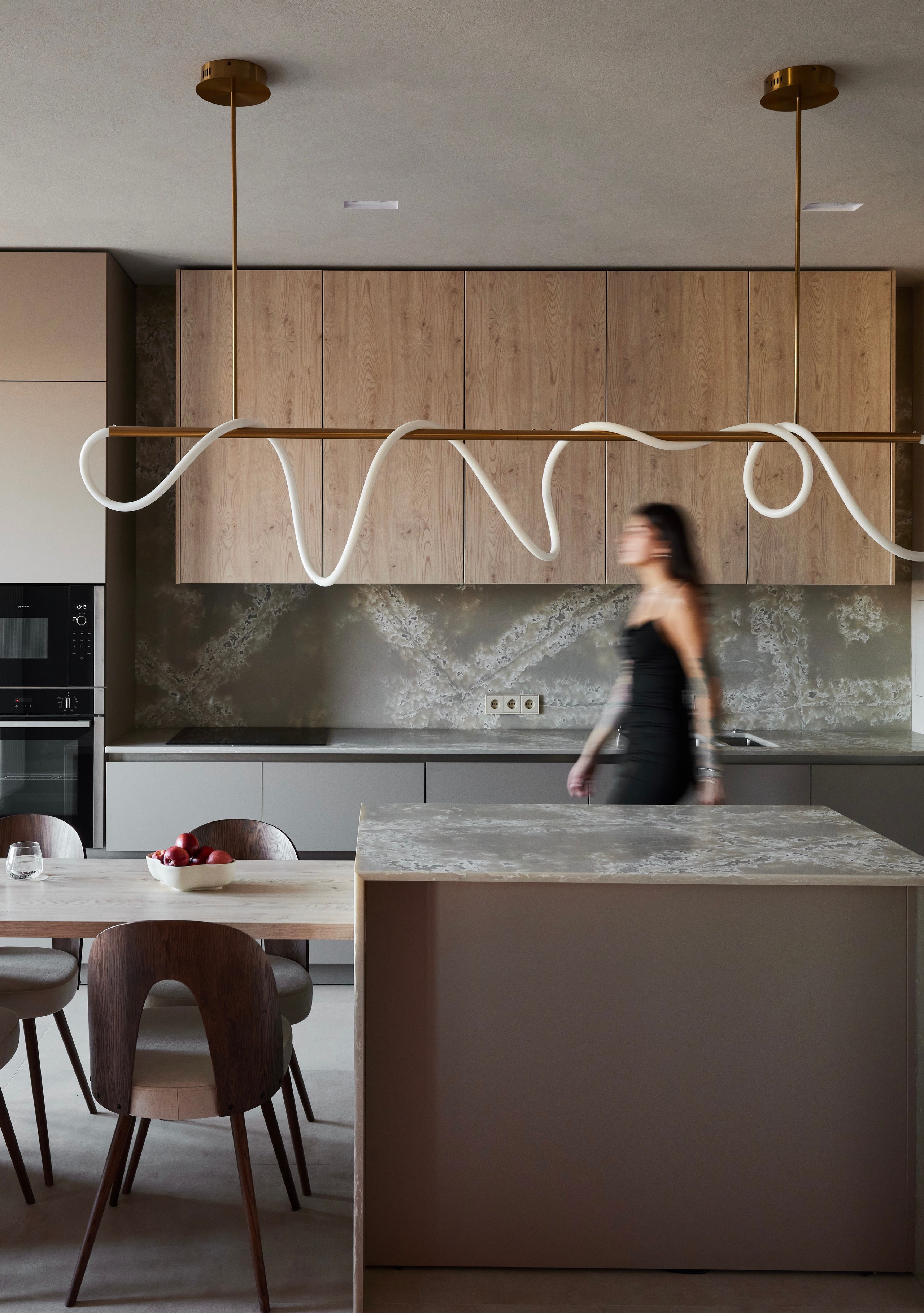 Яркий жилой интерьер с индивидуальной планировкой — дизайнер Ксения Новикова, ksudsgn