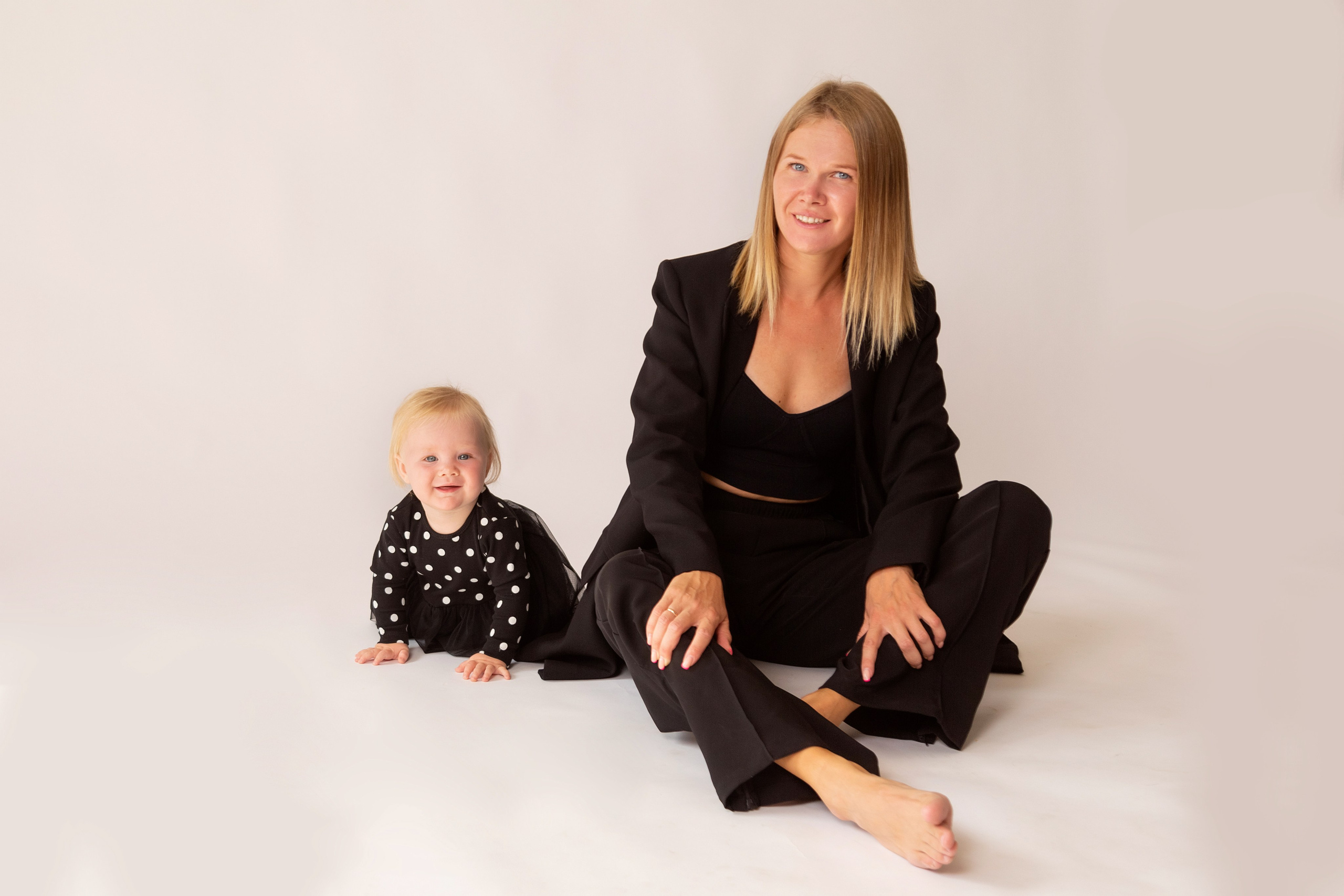 Фотосессия материнства, семейная съемка. Фотограф новорожденных Альбина Хухарева. Йошкар-Ола. Казань. Чебоксары