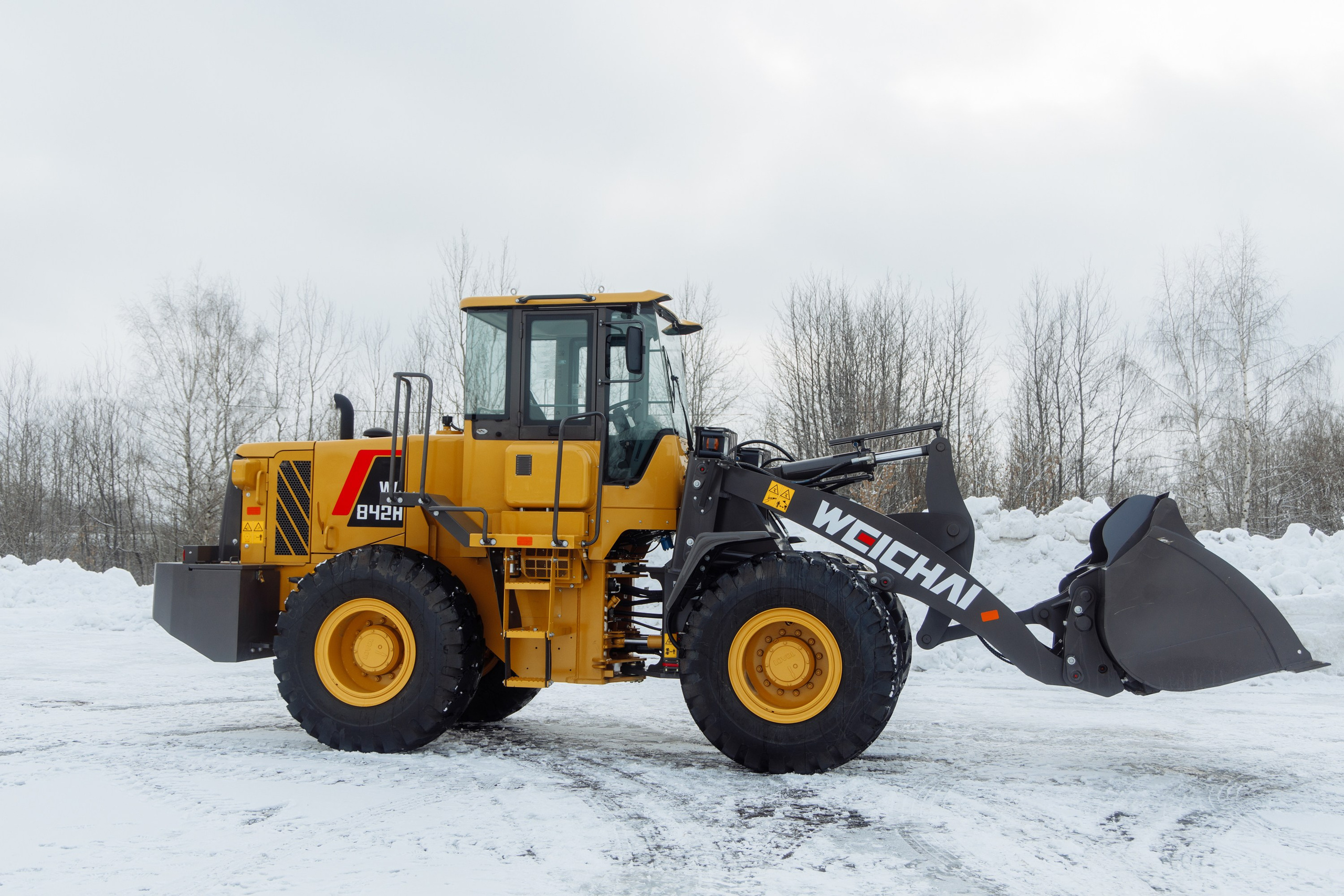 Фото фронт.погр. Weheavy WL842H. Продажа и обслуживание грузовой техники и спецтехники в г. Новосибирск компания СТИ