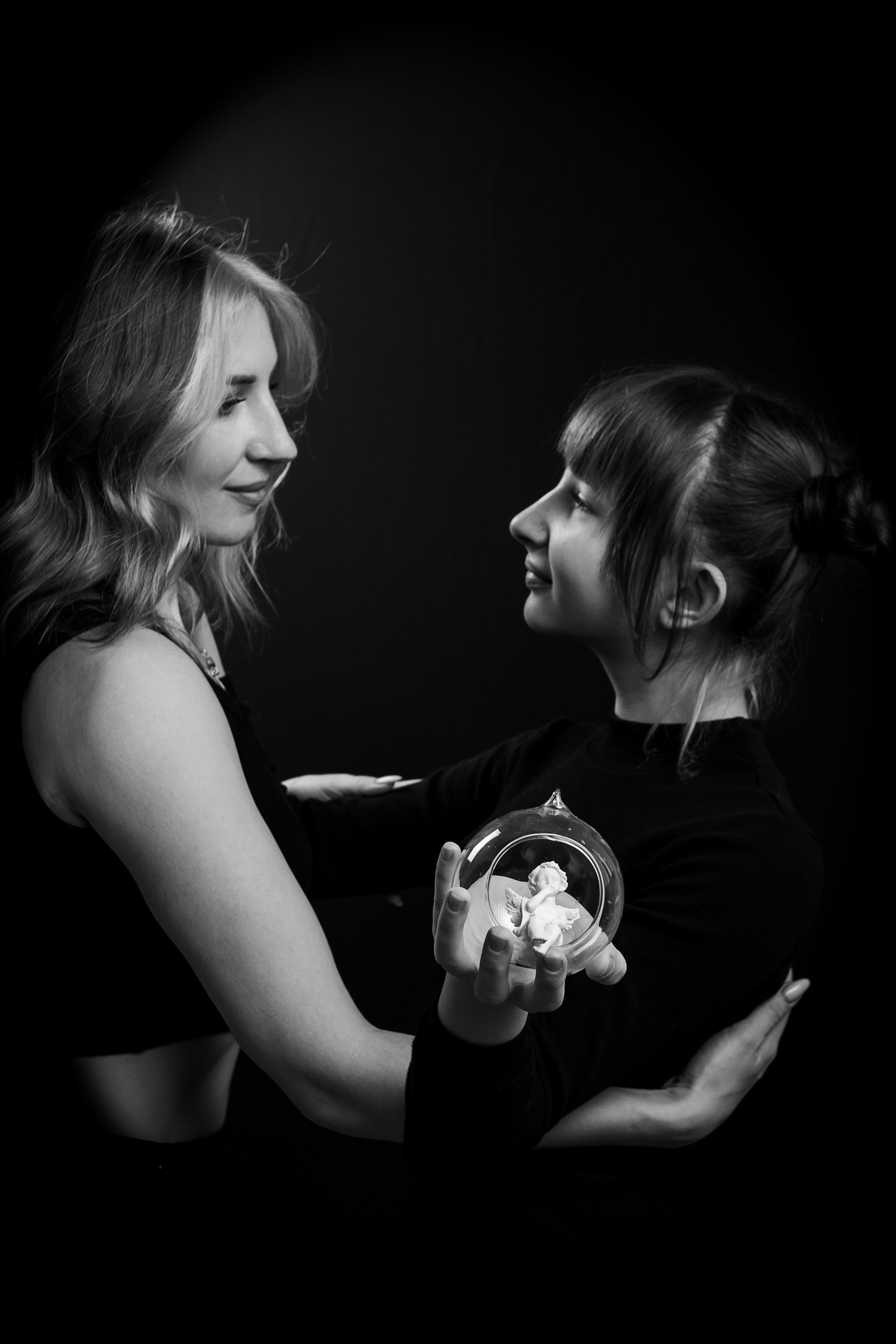 Мир в Ч/Б. Фотосалон Рудня. Волгоградская область. Фотограф Вера