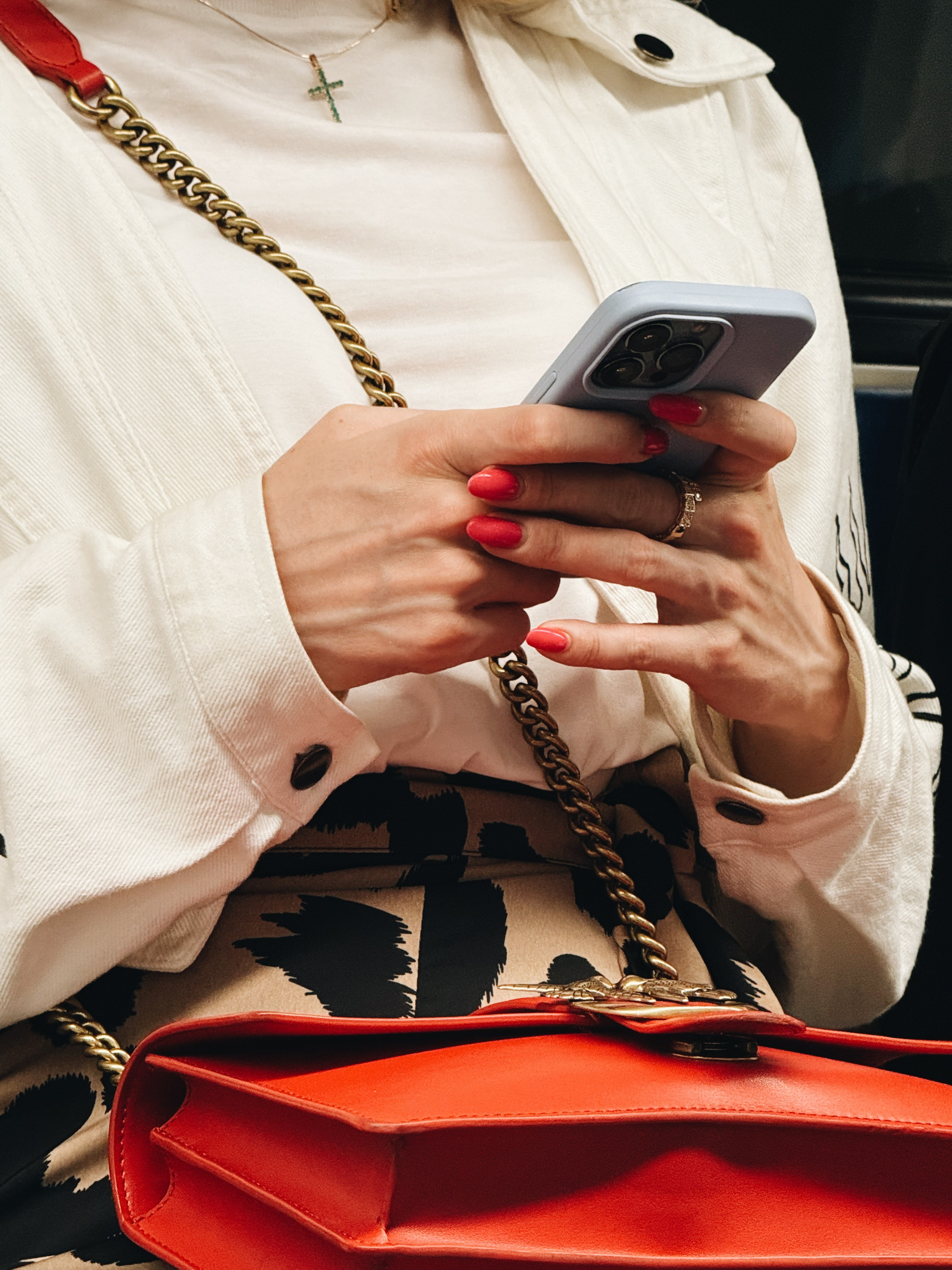 #руки_незнакомцев. Главная