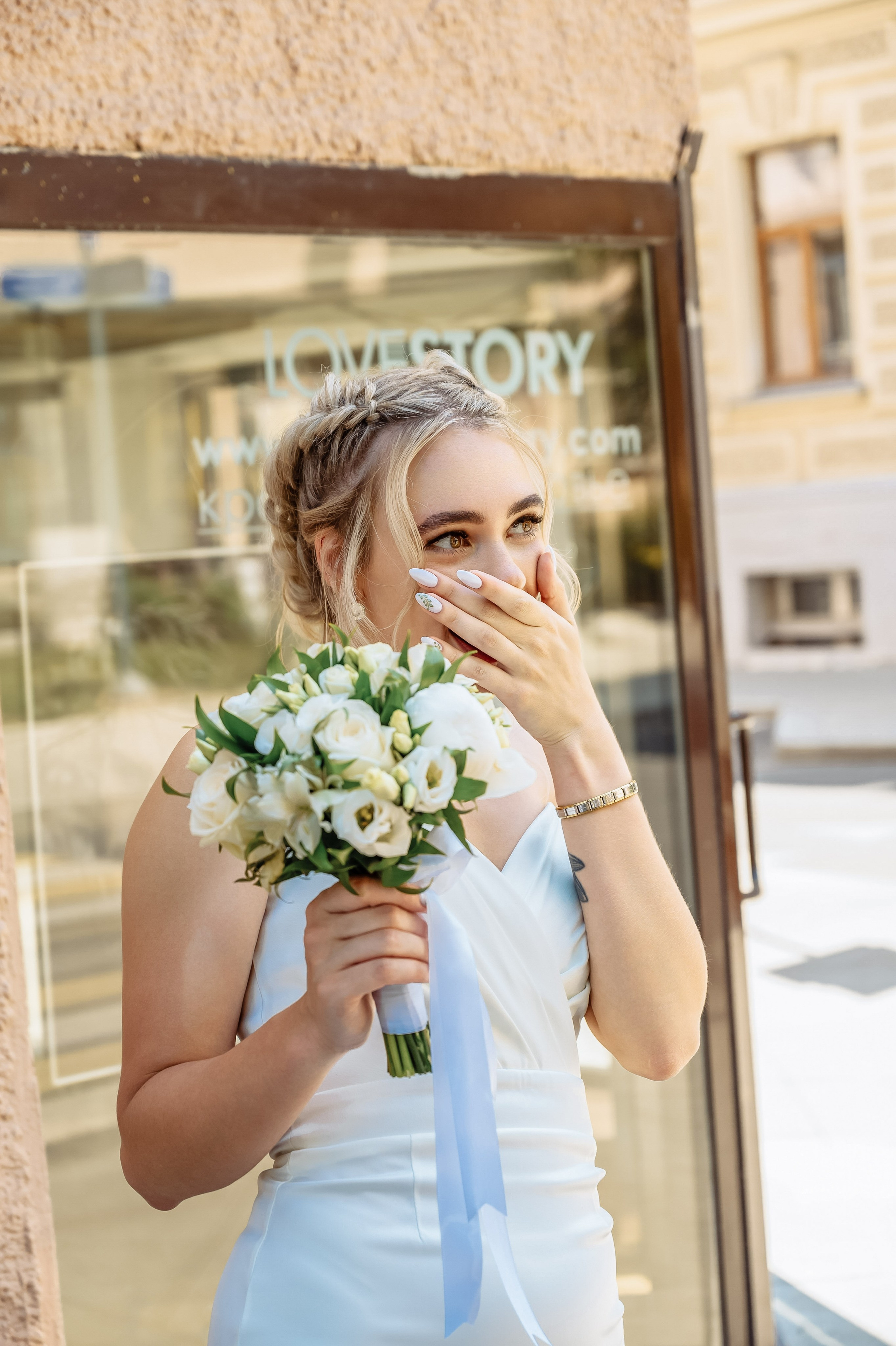 Как сэкономить на свадебной фото и видео съёмке? Заказывайте фотографа видеографа в одном флаконе, цены за фото и видео у меня как просто за фото, подробнее на странице сайта