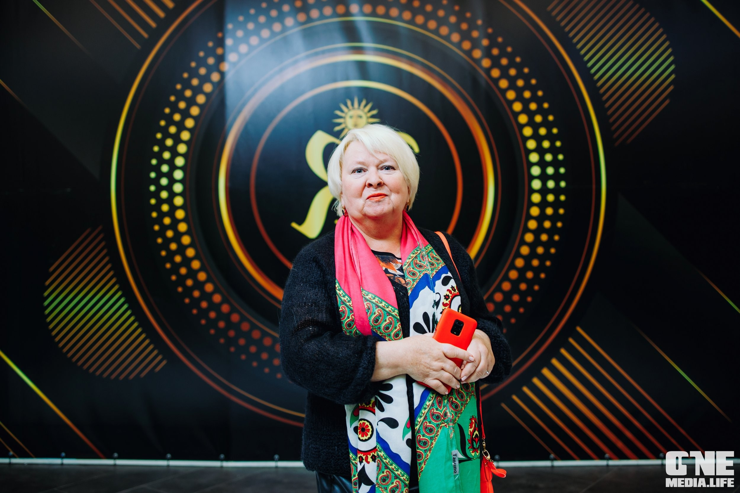 Фоторепортаж из театра эстрады Янтарь-холл. One Media Life: фоторепортажи, фотоотчеты с мероприятий и заведений