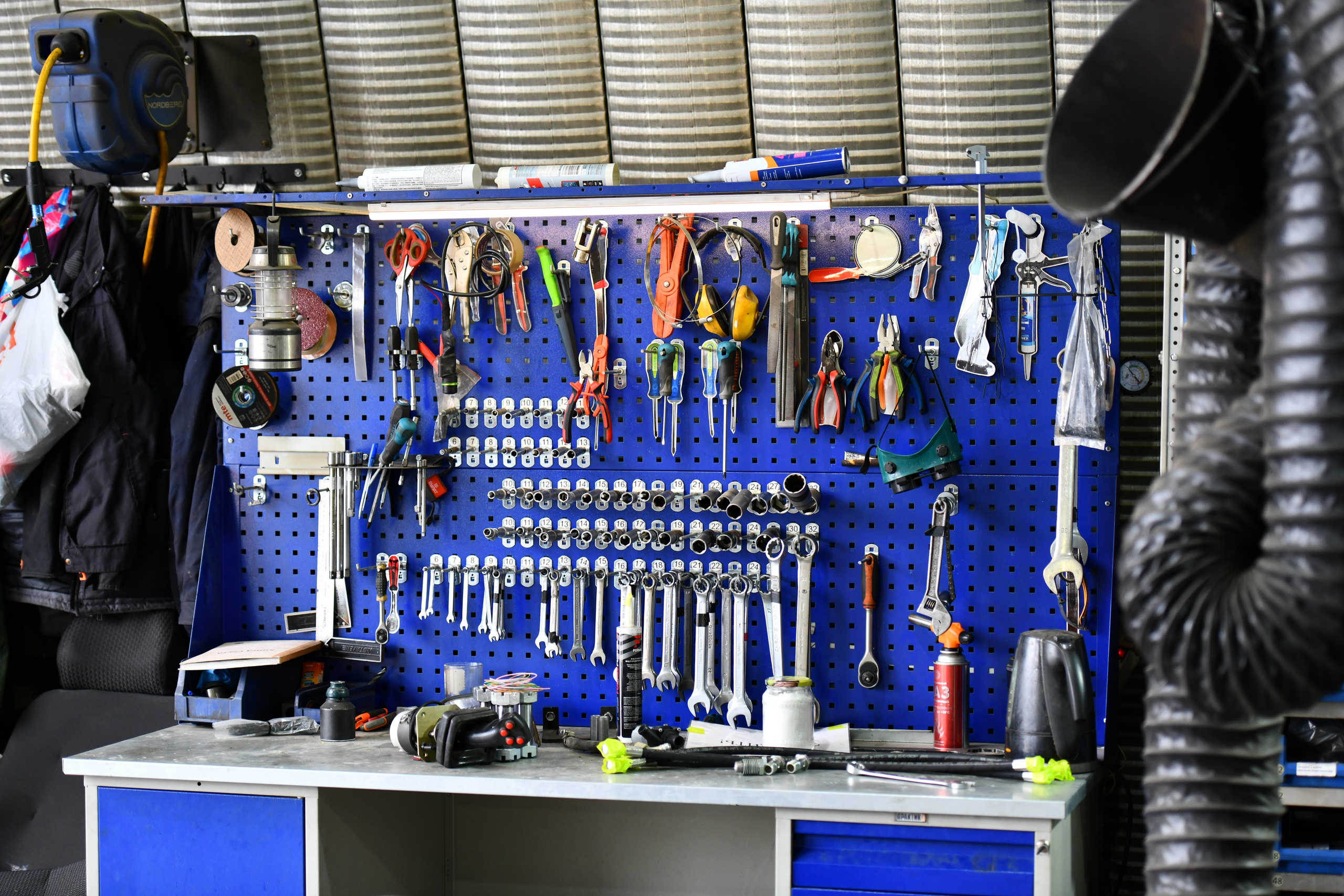 Репортаж с экскурсии на Завод ТРОМ. Репортажный и семейный фотограф — Шелихов Сергей