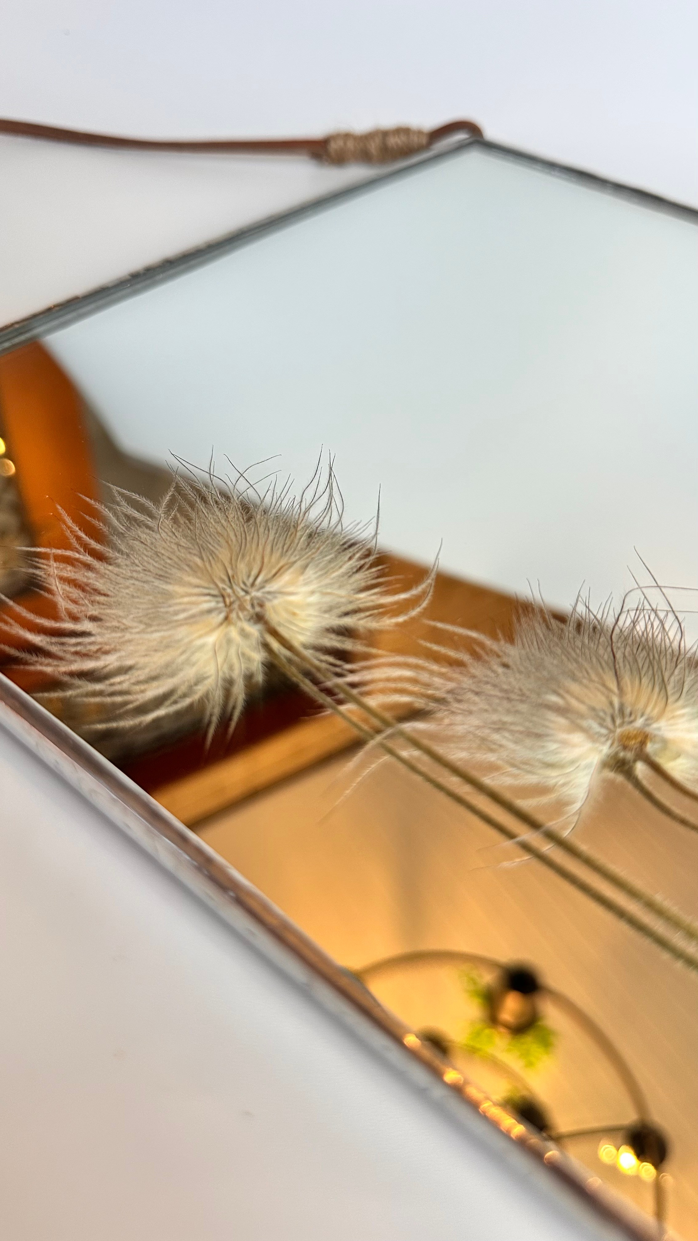 Зеркало «Прострел» квадрат 30 см. Оформляю пространства. Витражи с сухоцветами в технике Тиффани