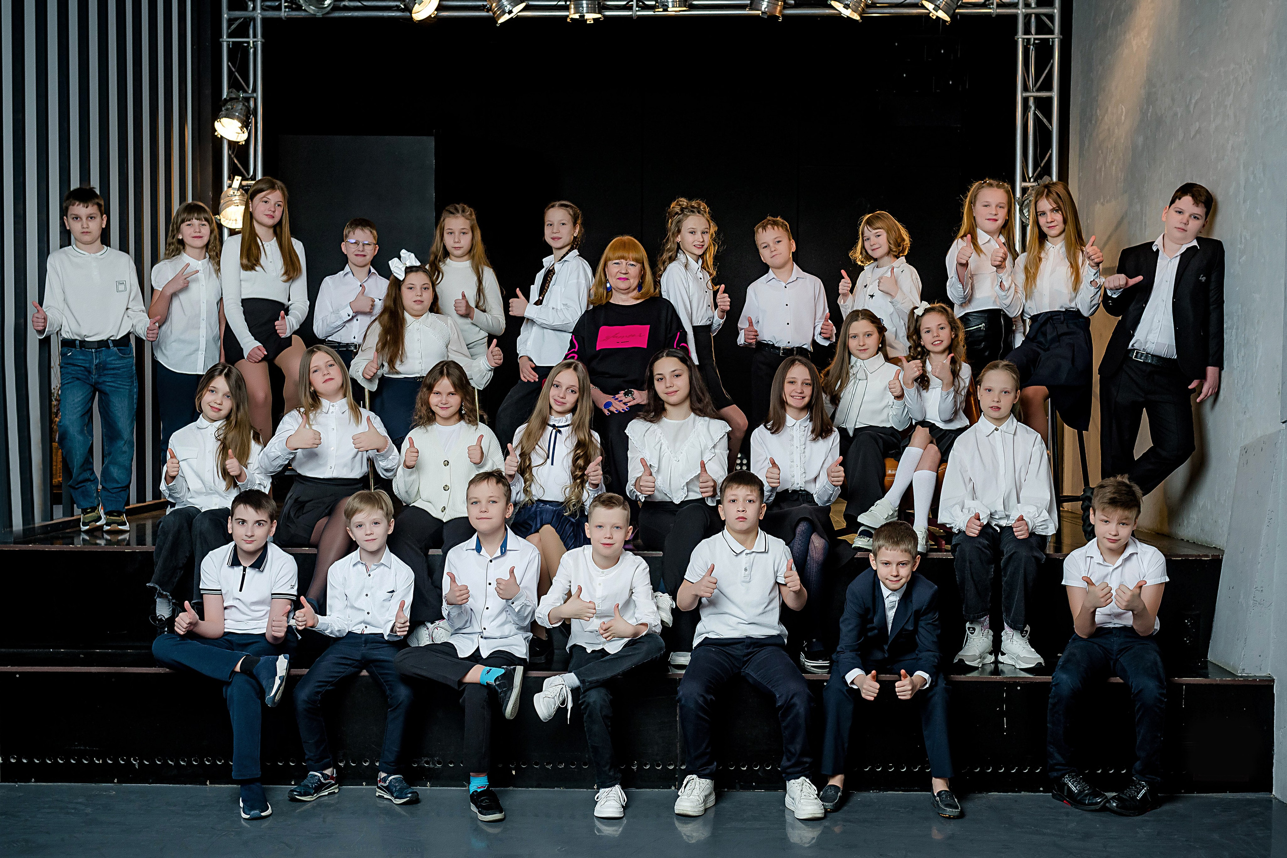 Фотосессия Гимназия 76 Класс 4А. Современные Выпускные Альбомы в Ростове-на-Дону