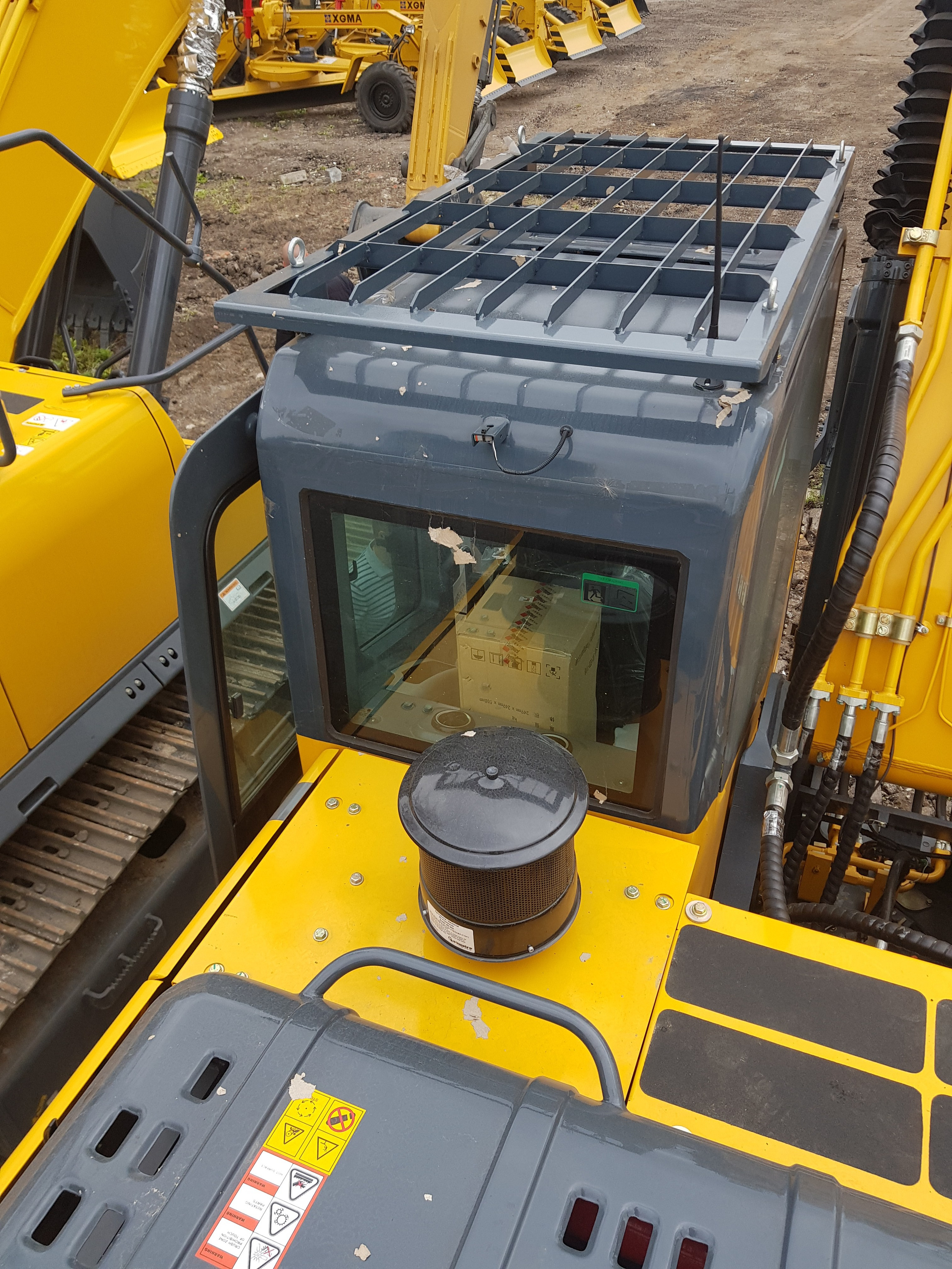 Фото гус. экс. Beezone В220NEW. Продажа и обслуживание грузовой техники и спецтехники в г. Новосибирск компания СТИ