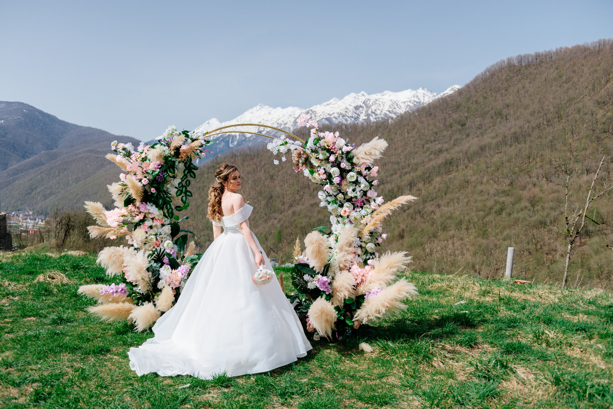 Свадьба в Красной Поляне. Fedor Lemeshko — Destination Wedding and Family Lifestyle photographer