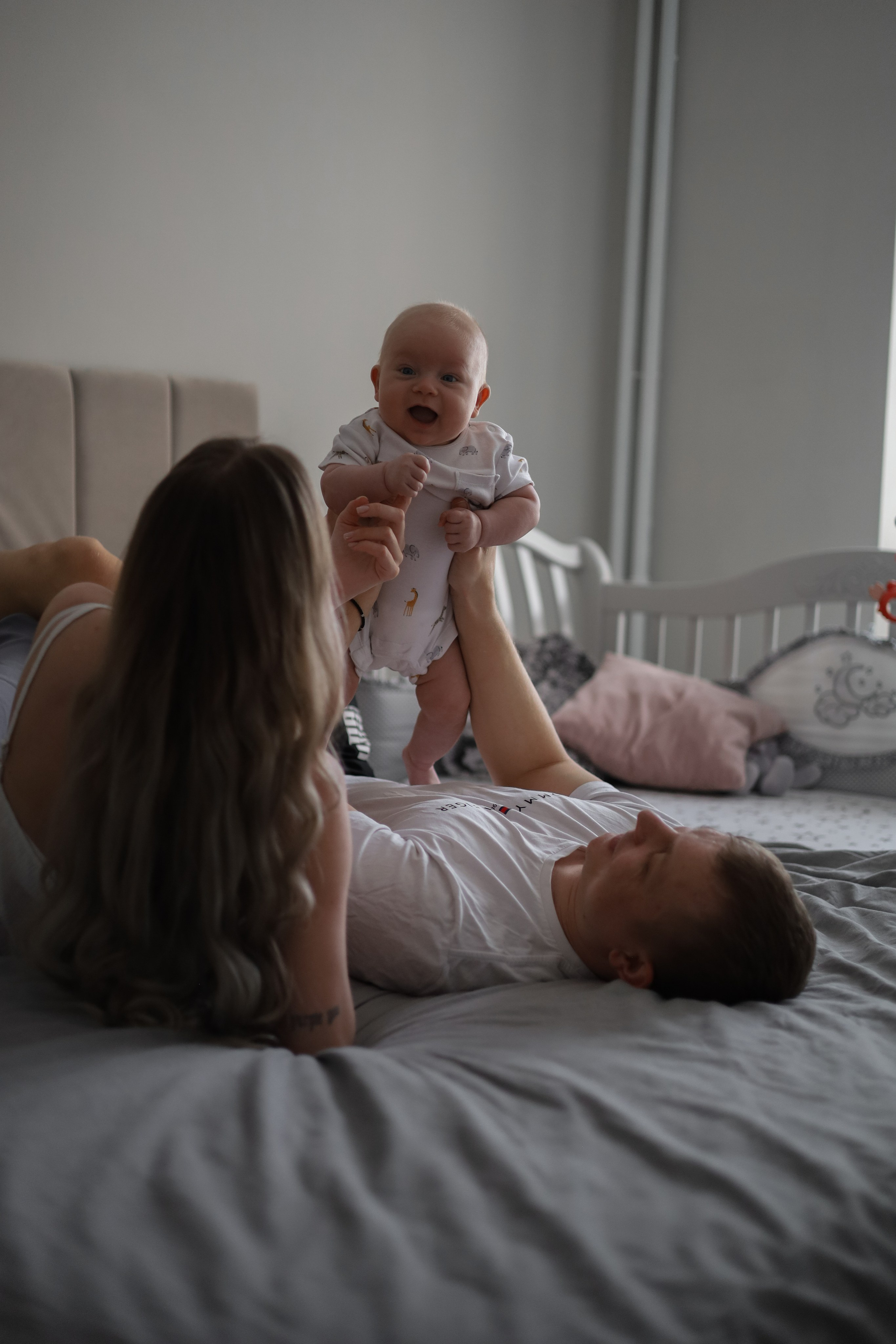 Домашние съёмки. Семейный, свадебный и индивидуальный фотограф в Алматы