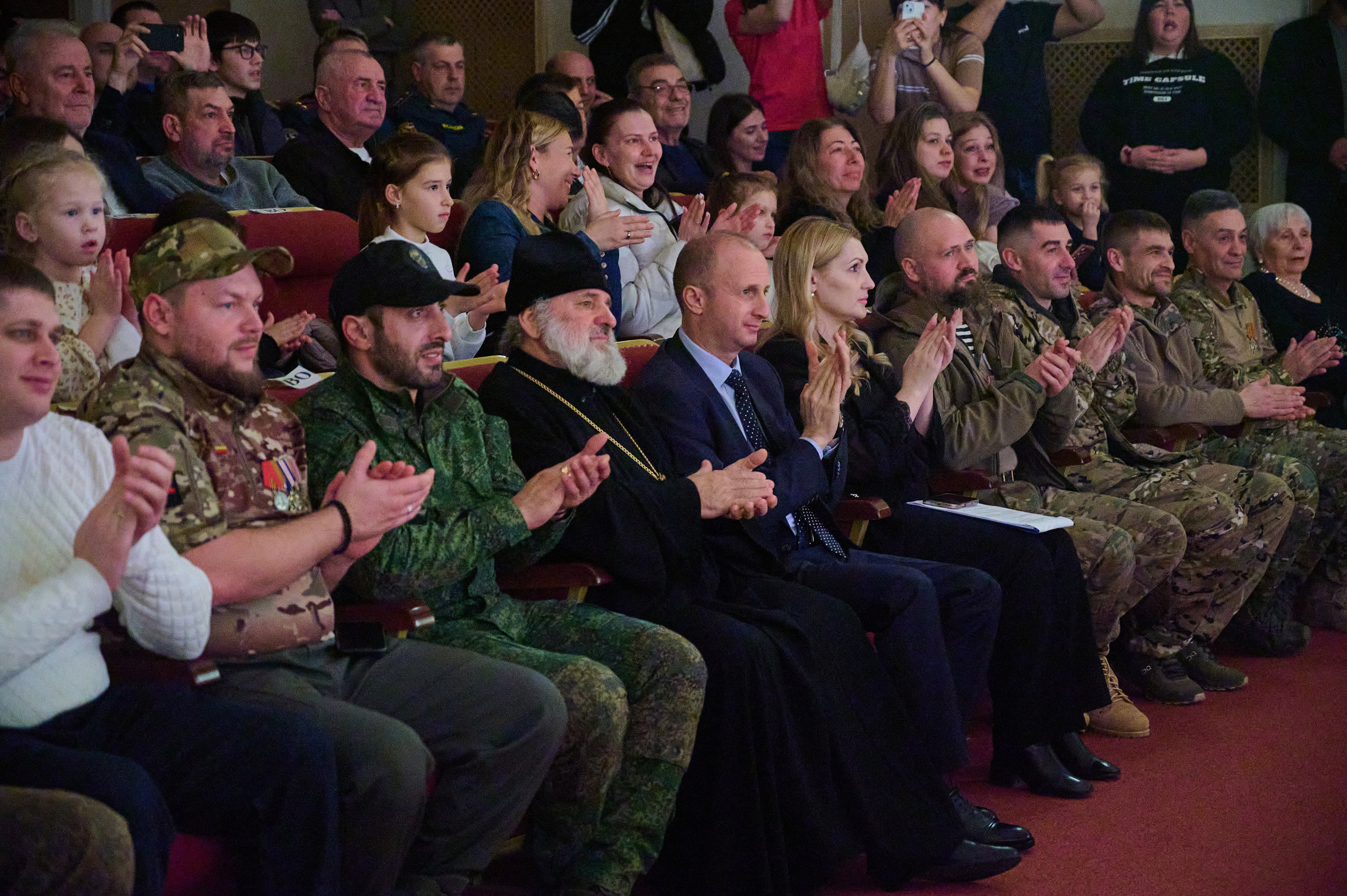 23 февраля в дк Кабардинки. Жизнь курорта Кабардинка в фотографиях