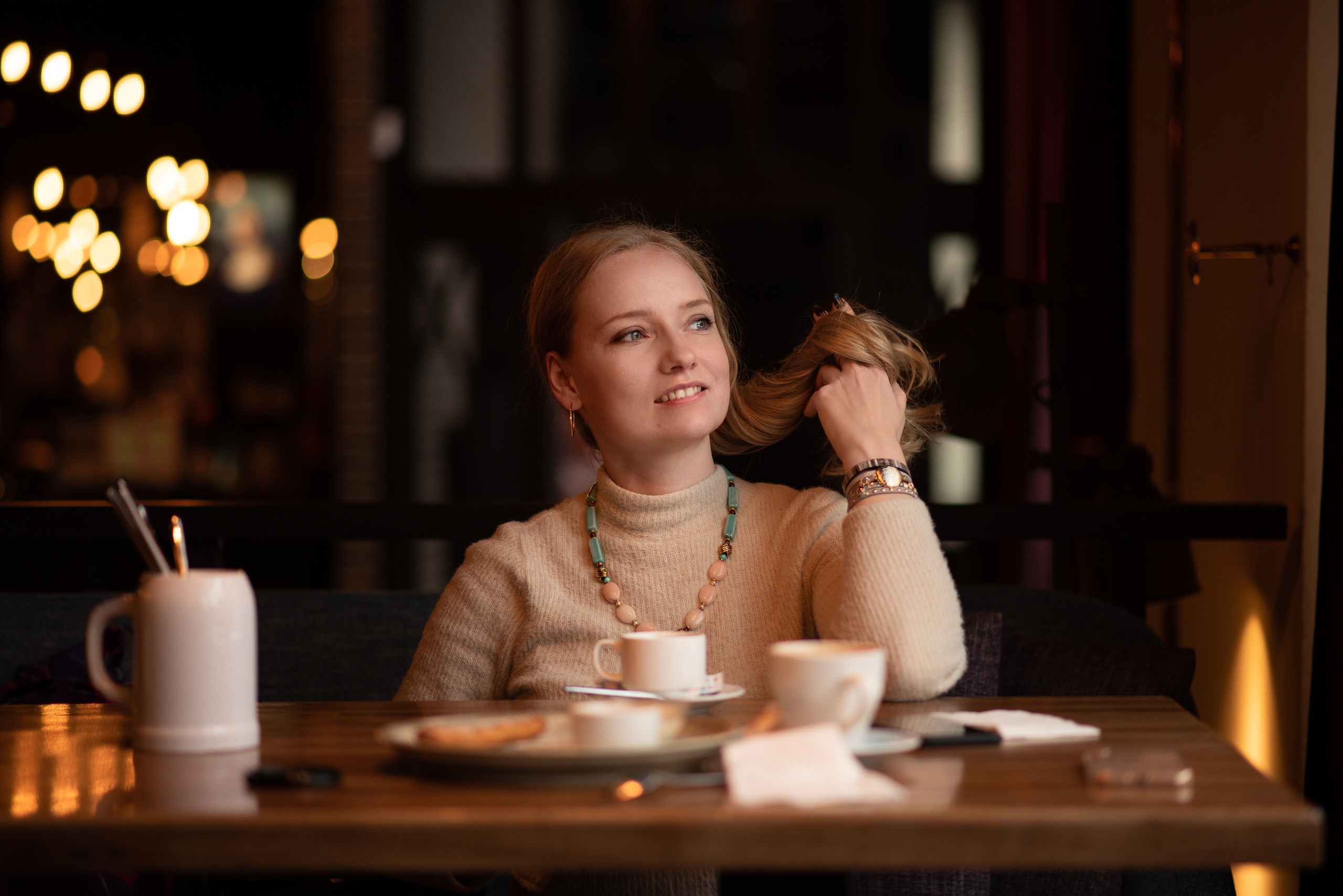 Фотосессия в кафе. Анна Боровикова, фотограф Пушкино