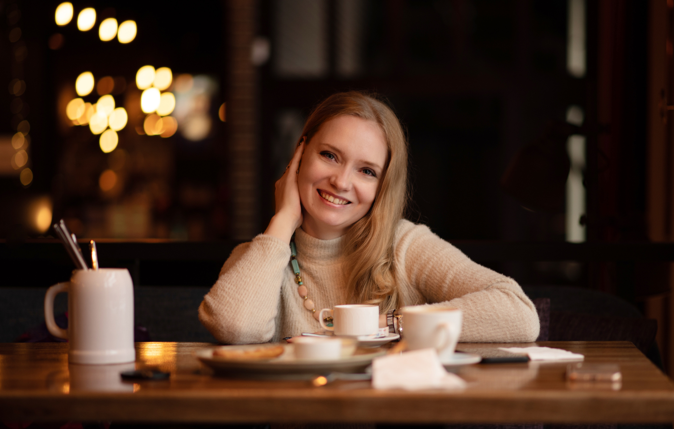 Фотосессия в кафе. Анна Боровикова, фотограф Пушкино