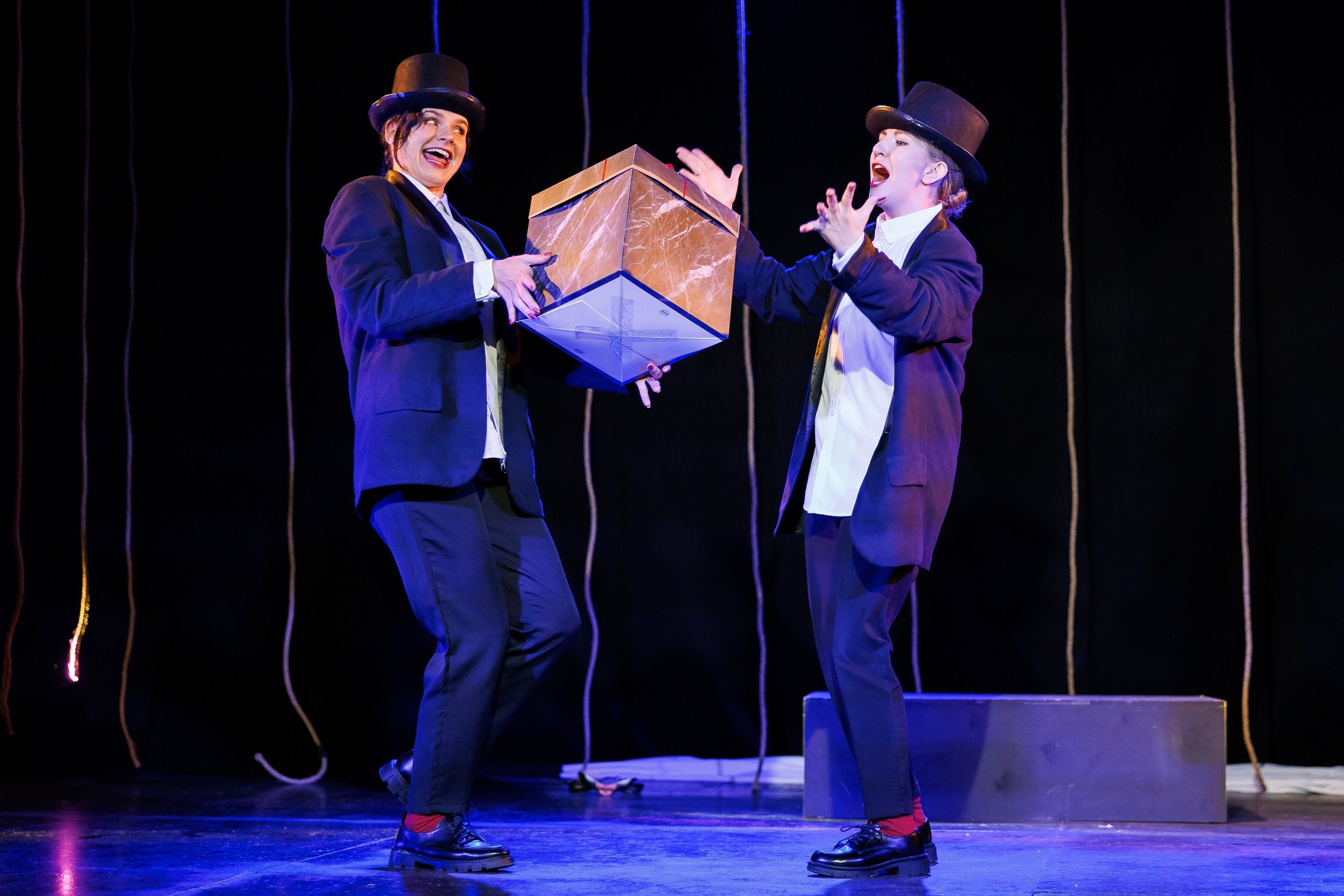 Спектакль «В открытом море» от театра Д. Лица. Фотограф в Санкт-Петербурге — Сергей Петров