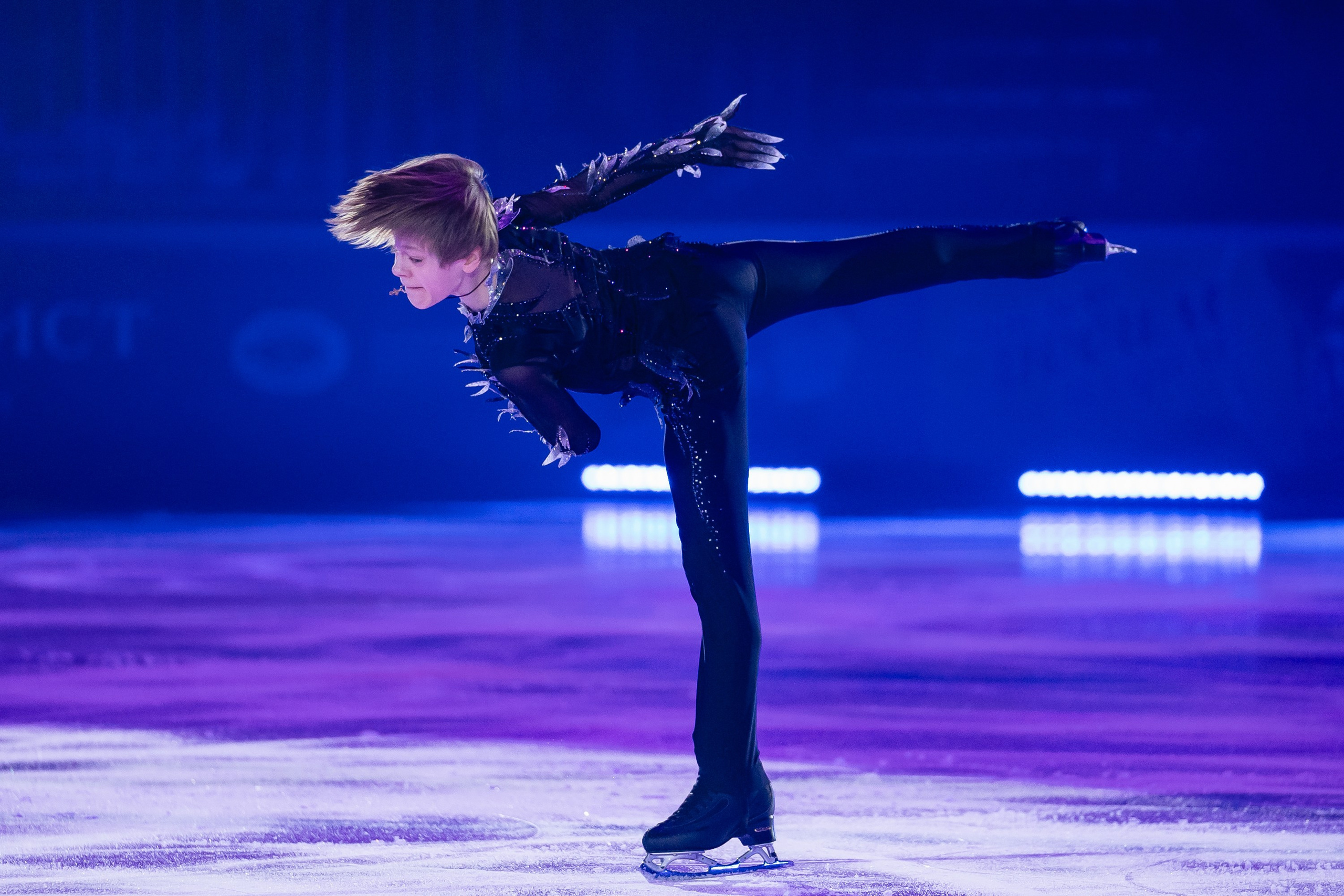 Шоу «Чемпионы на льду» в Новосибирске. Воробьева Ксения — Спортивный и танцевальный фотограф Новосибирск