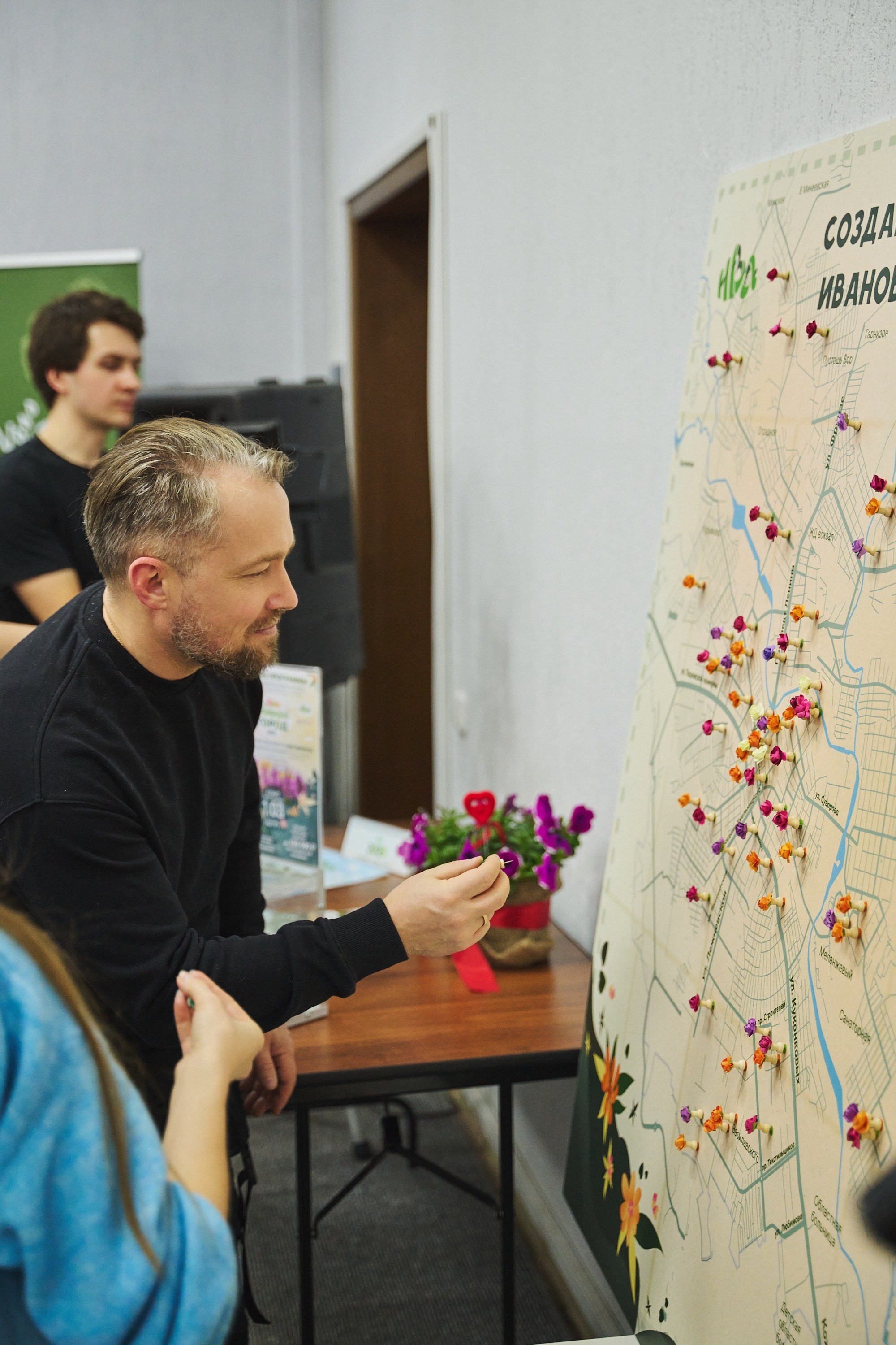 Ива Фонд — Цветущий город город Иваново. Фотограф в Иваново: Каталожная съемка одежды и постельного белья, Wildberries