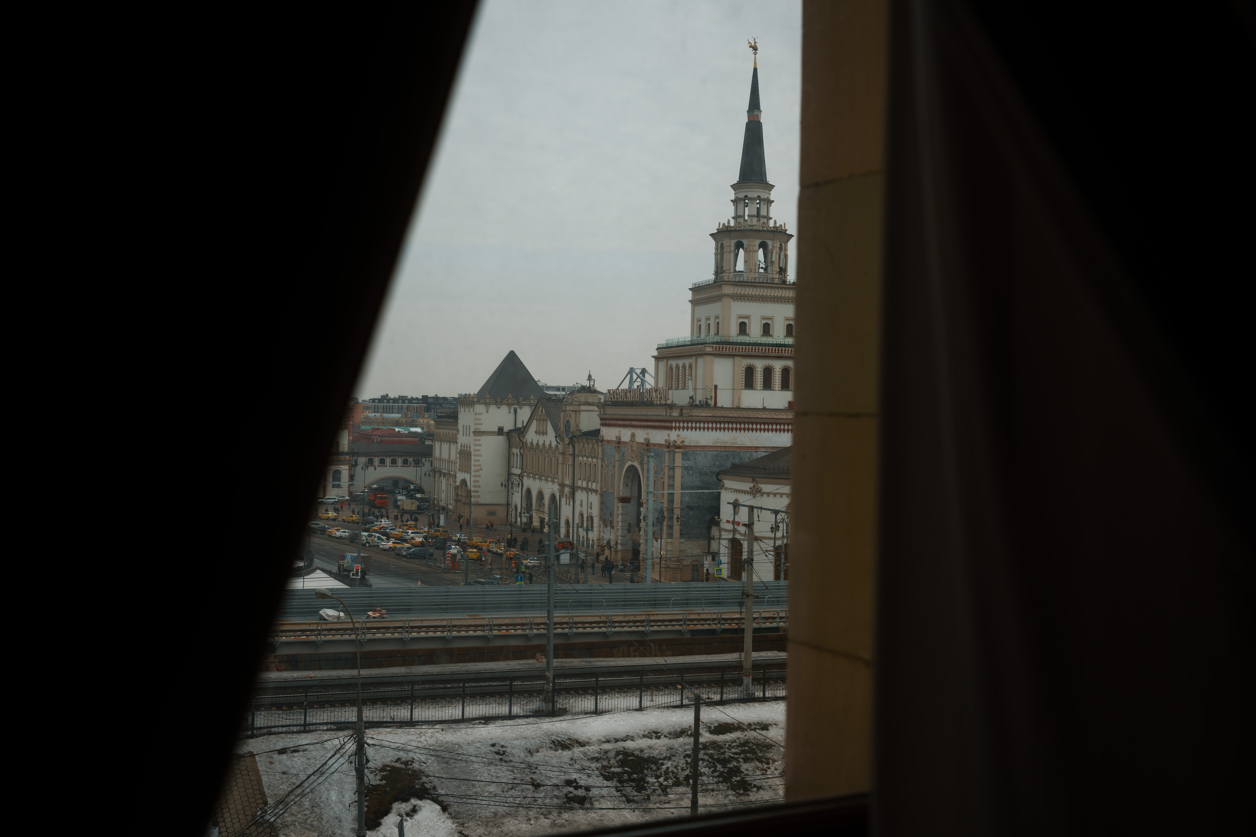 Свадебная фотосессия в отеле Hilton Moscow Leningradskaya 5