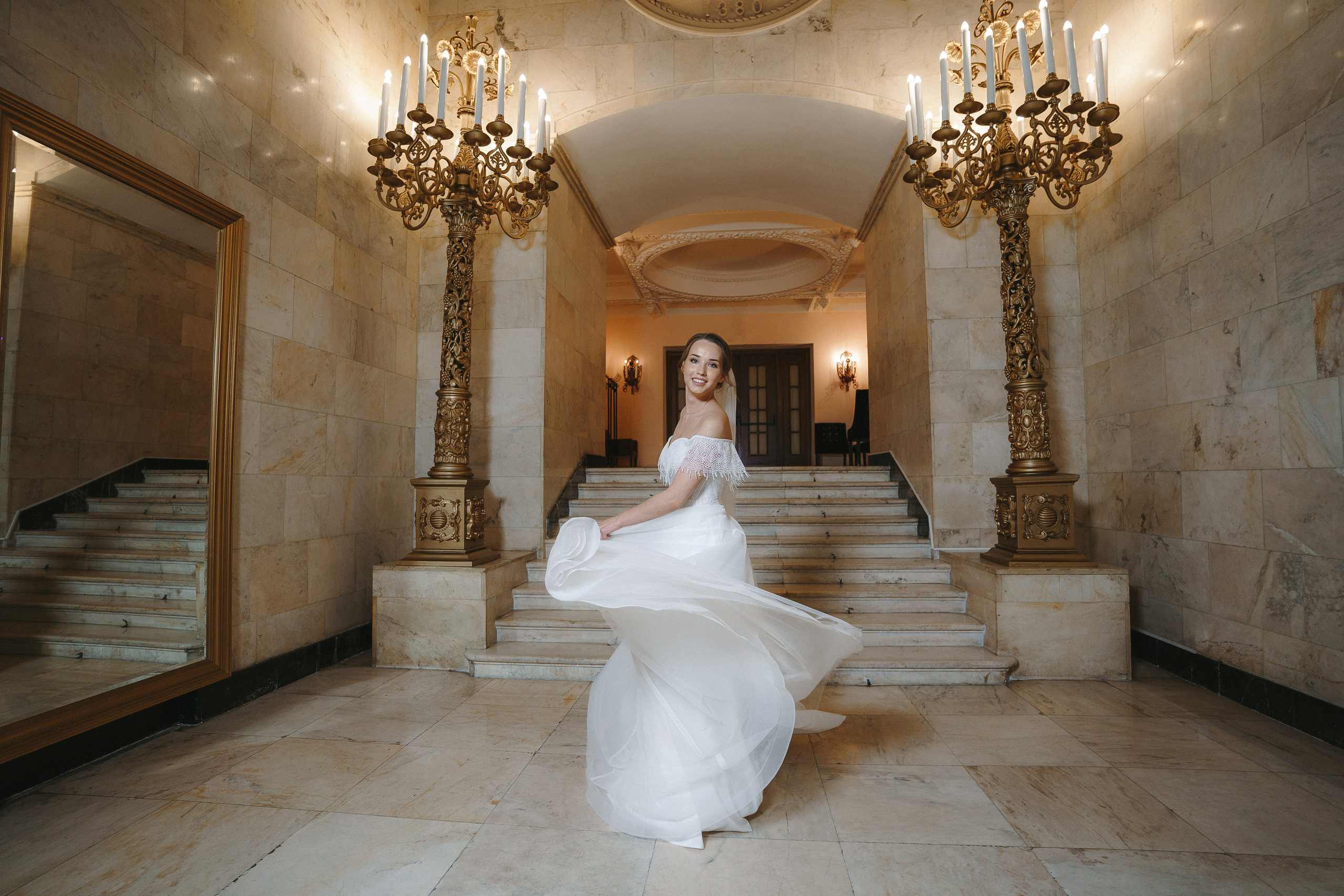 Свадебная фотосессия в отеле Hilton Moscow Leningradskaya 5*