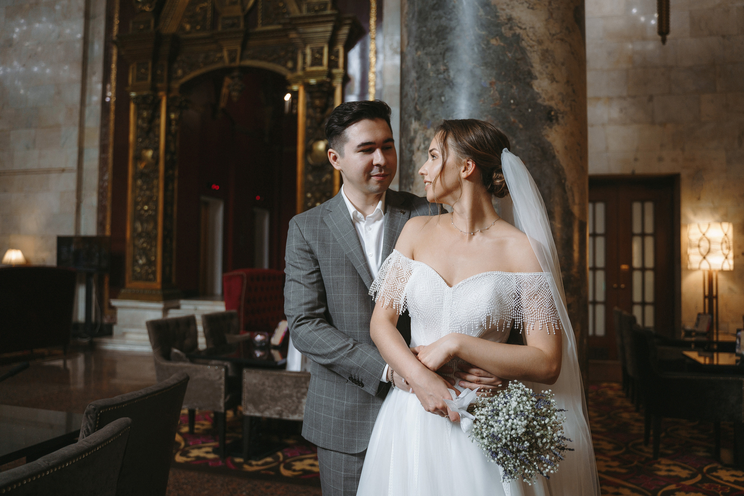 Свадебная фотосессия в отеле Hilton Moscow Leningradskaya 5*