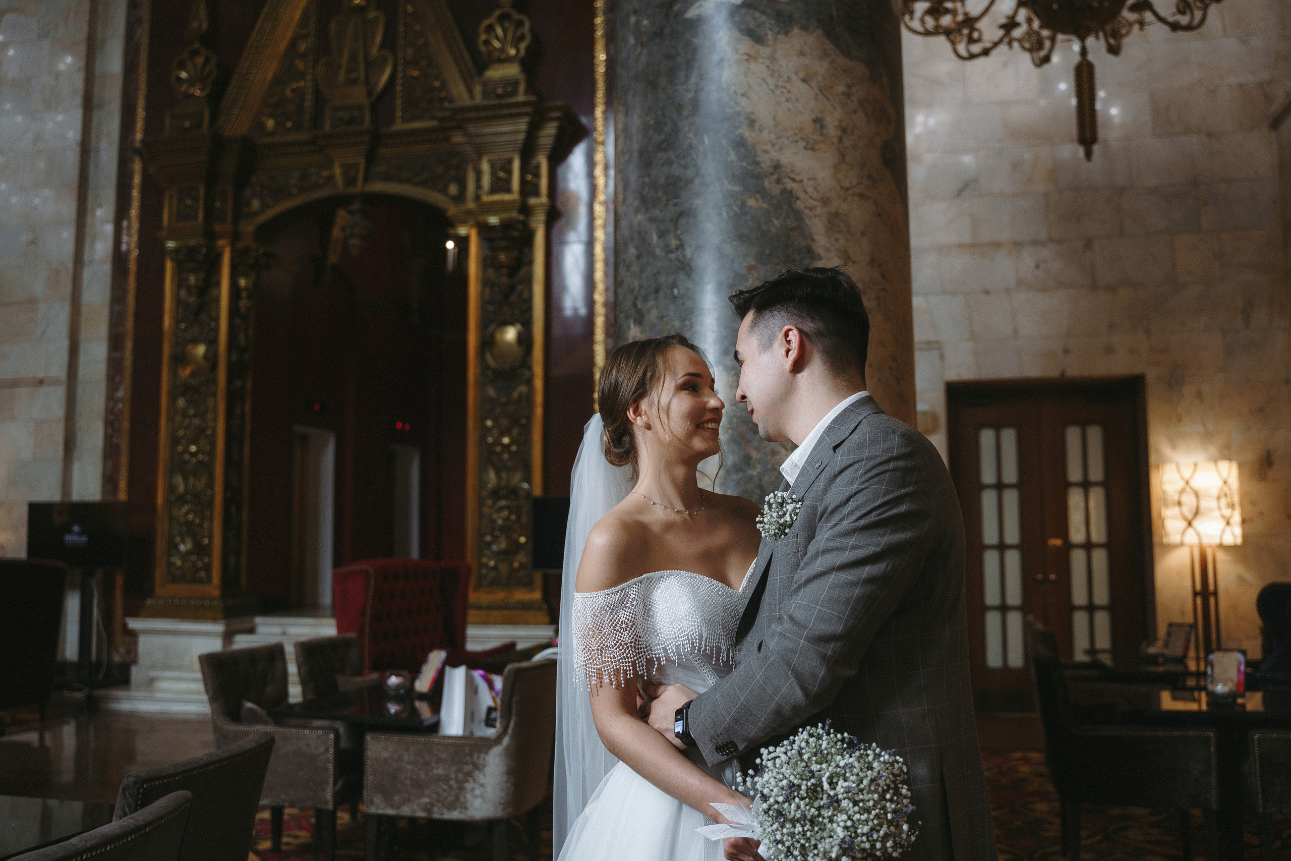 Свадебная фотосессия в отеле Hilton Moscow Leningradskaya 5*