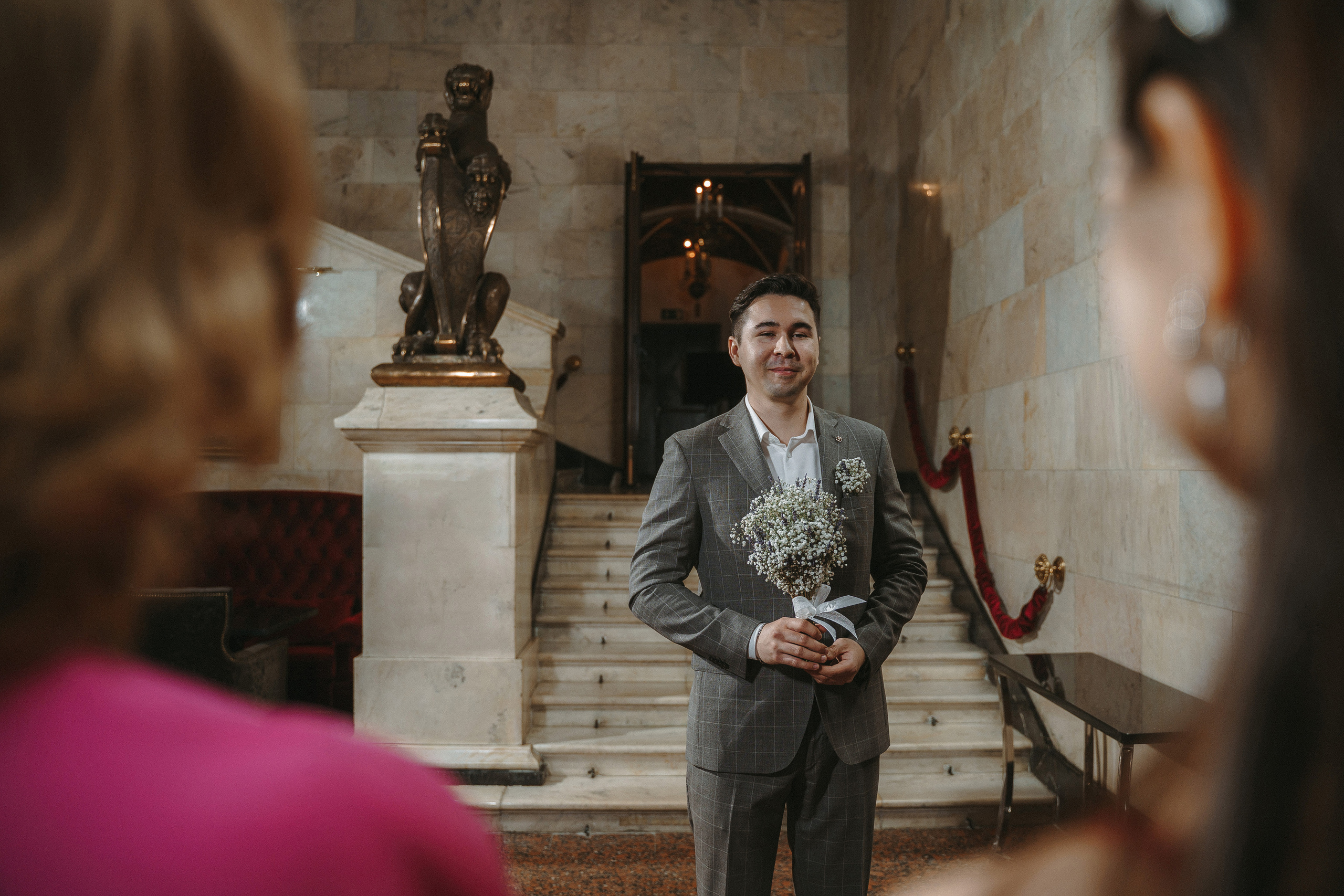 Свадебная фотосессия в отеле Hilton Moscow Leningradskaya 5*