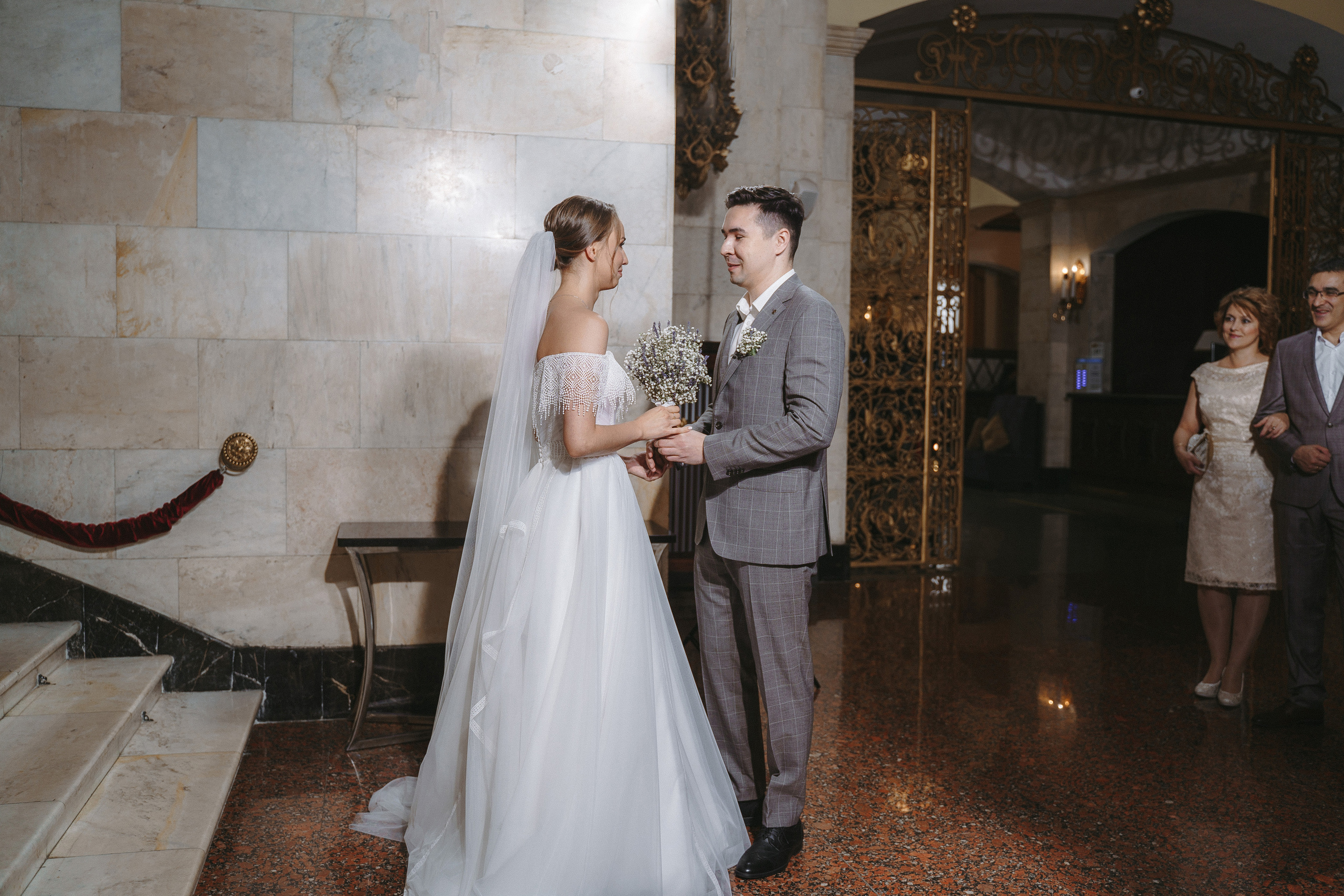 Свадебная фотосессия в отеле Hilton Moscow Leningradskaya 5*