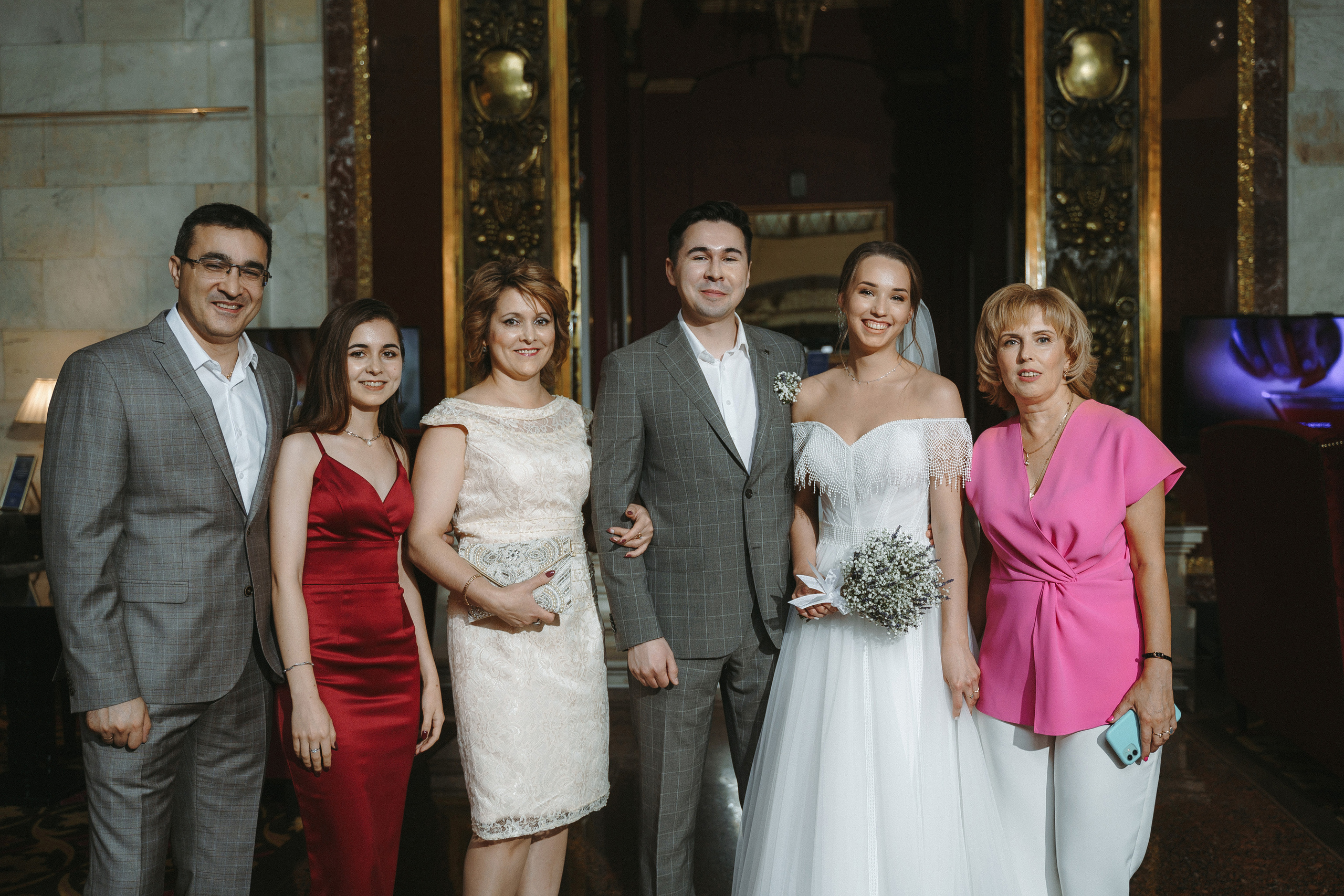 Свадебная фотосессия в отеле Hilton Moscow Leningradskaya 5*