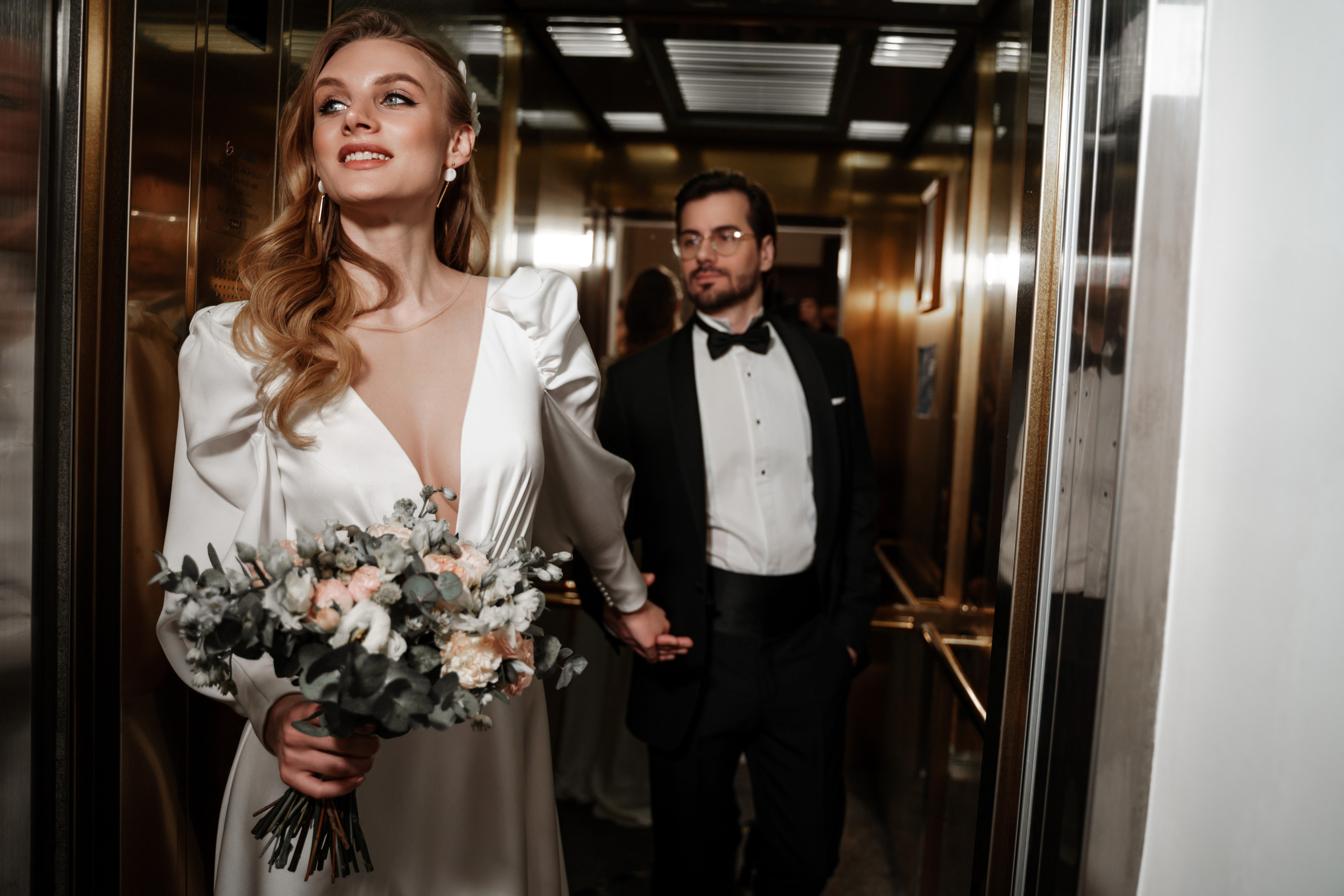 Свадебная фотосессия в отеле Hilton Moscow Leningradskaya 5