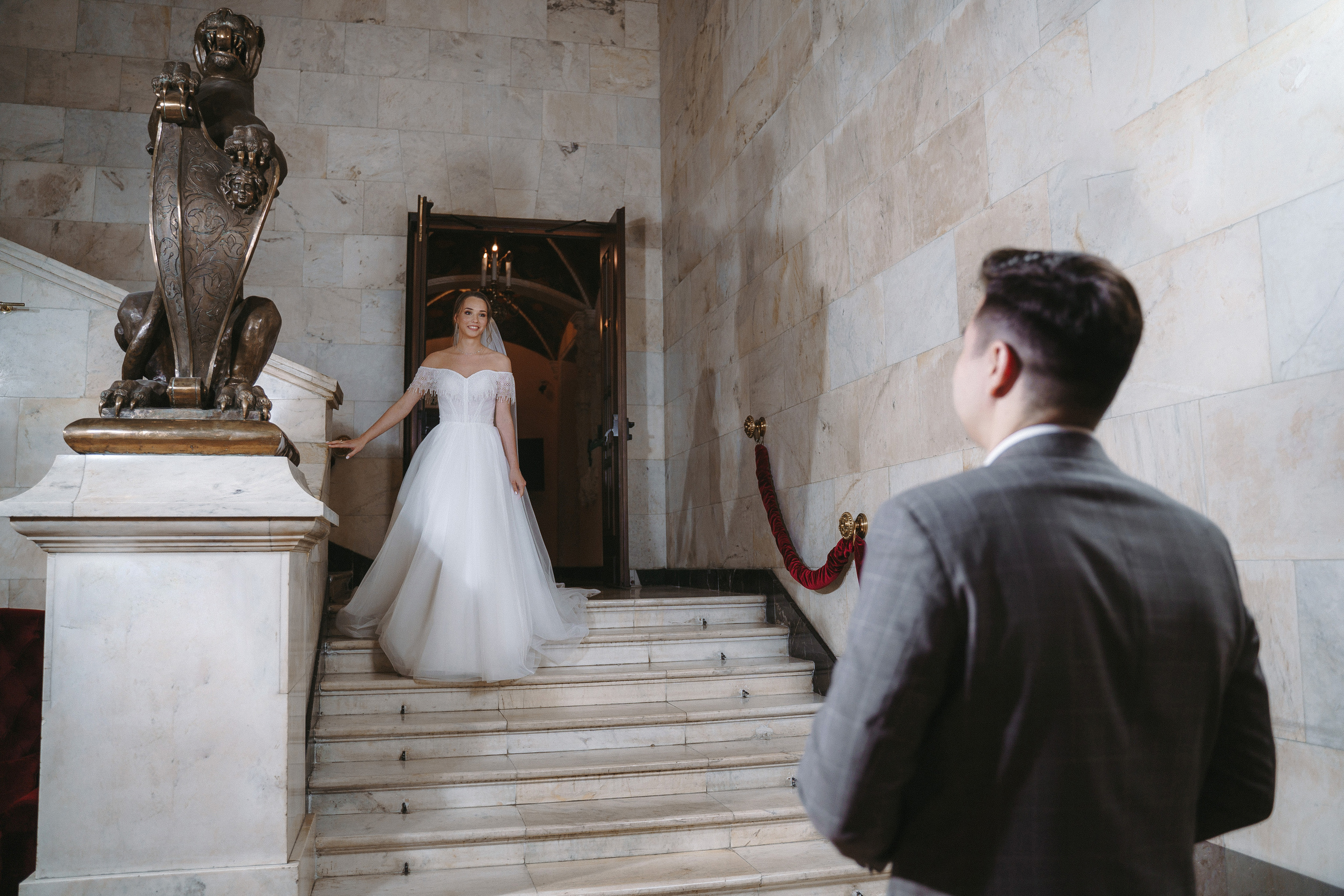 Свадебная фотосессия в отеле Hilton Moscow Leningradskaya 5*