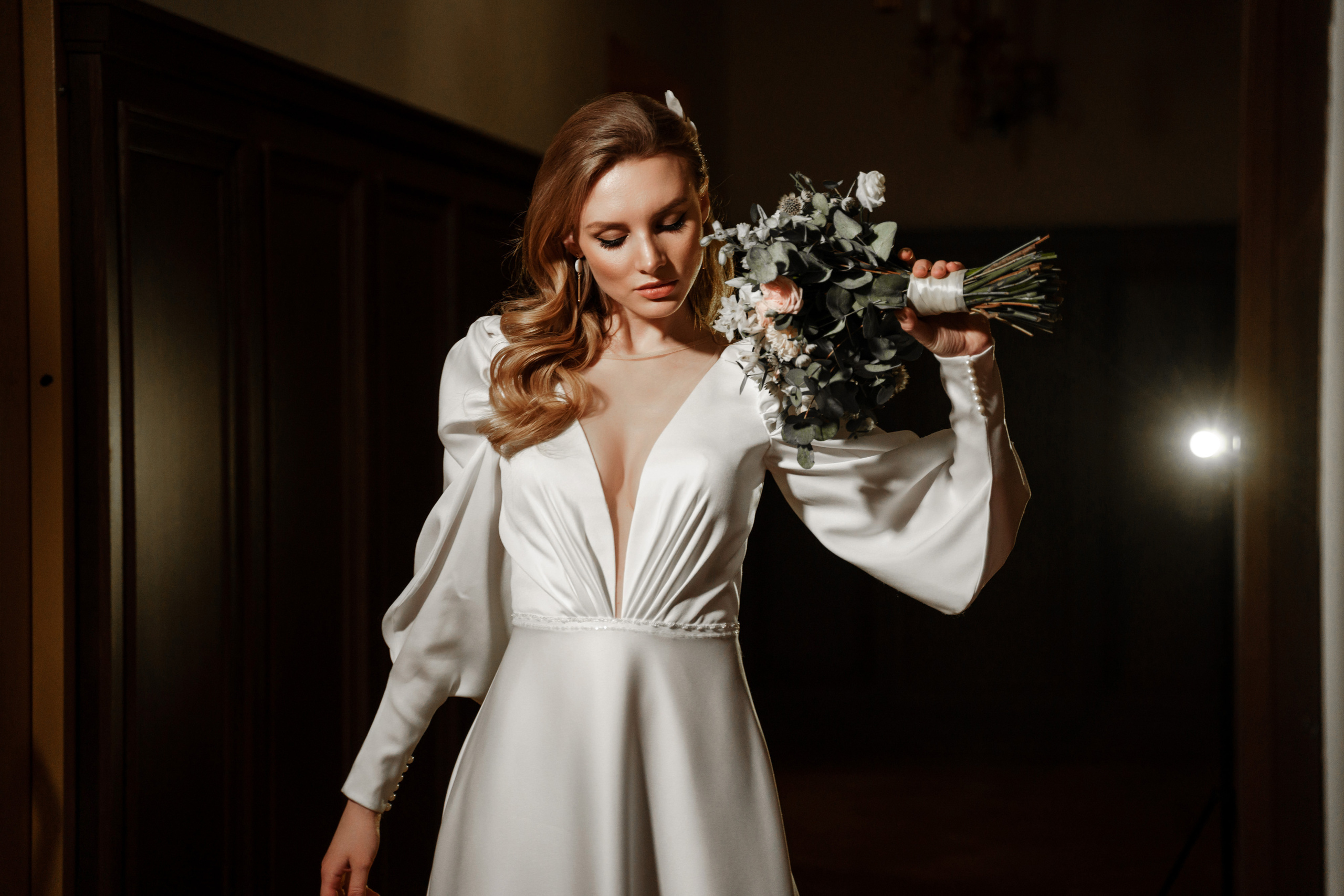 Свадебная фотосессия в отеле Hilton Moscow Leningradskaya 5