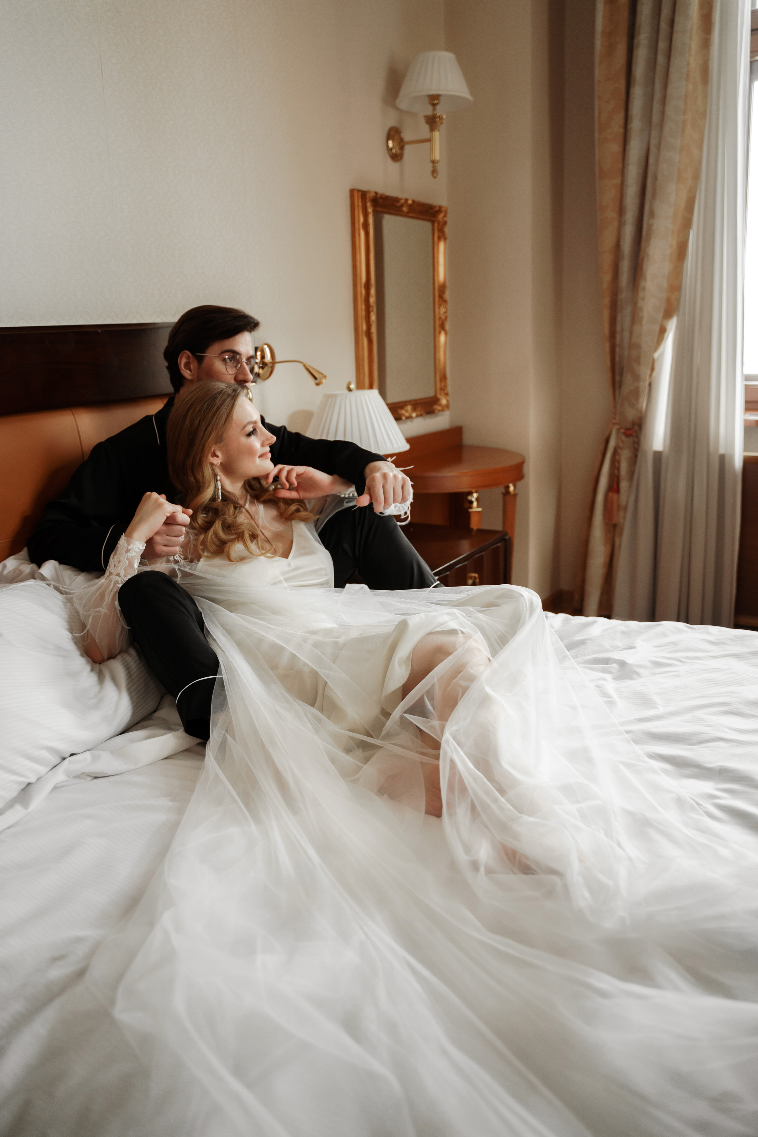 Свадебная фотосессия в отеле Hilton Moscow Leningradskaya 5