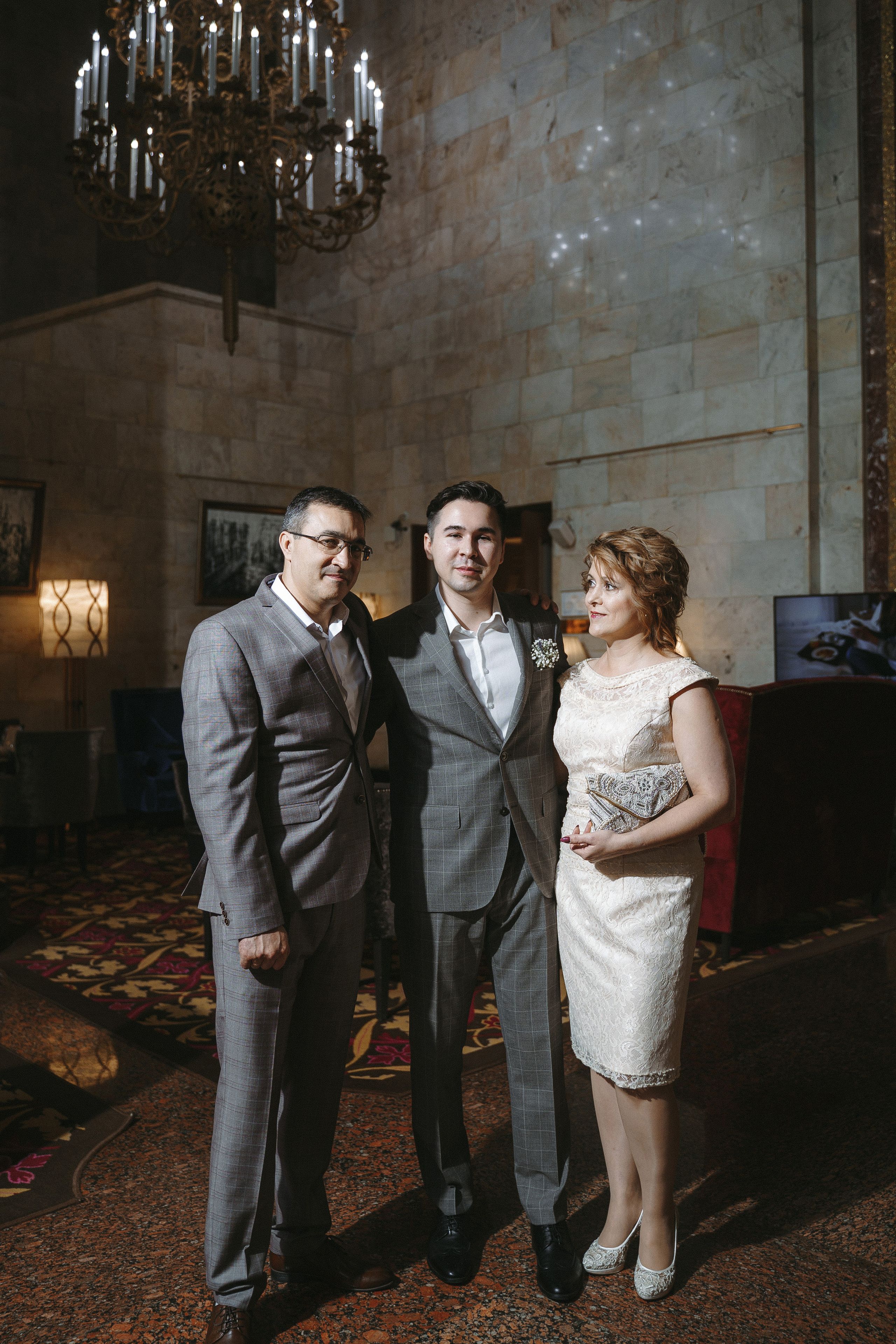 Свадебная фотосессия в отеле Hilton Moscow Leningradskaya 5*