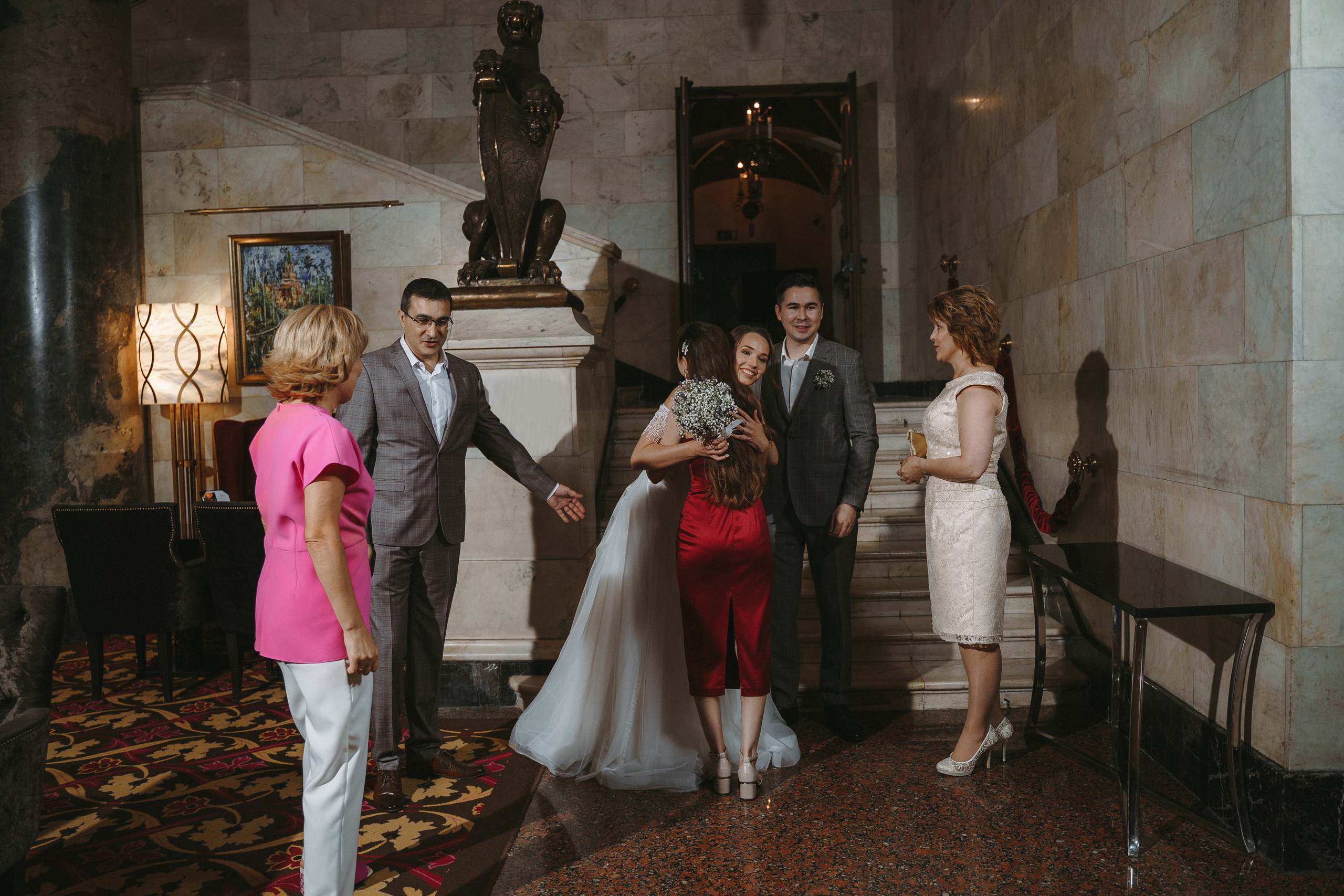 Свадебная фотосессия в отеле Hilton Moscow Leningradskaya 5*