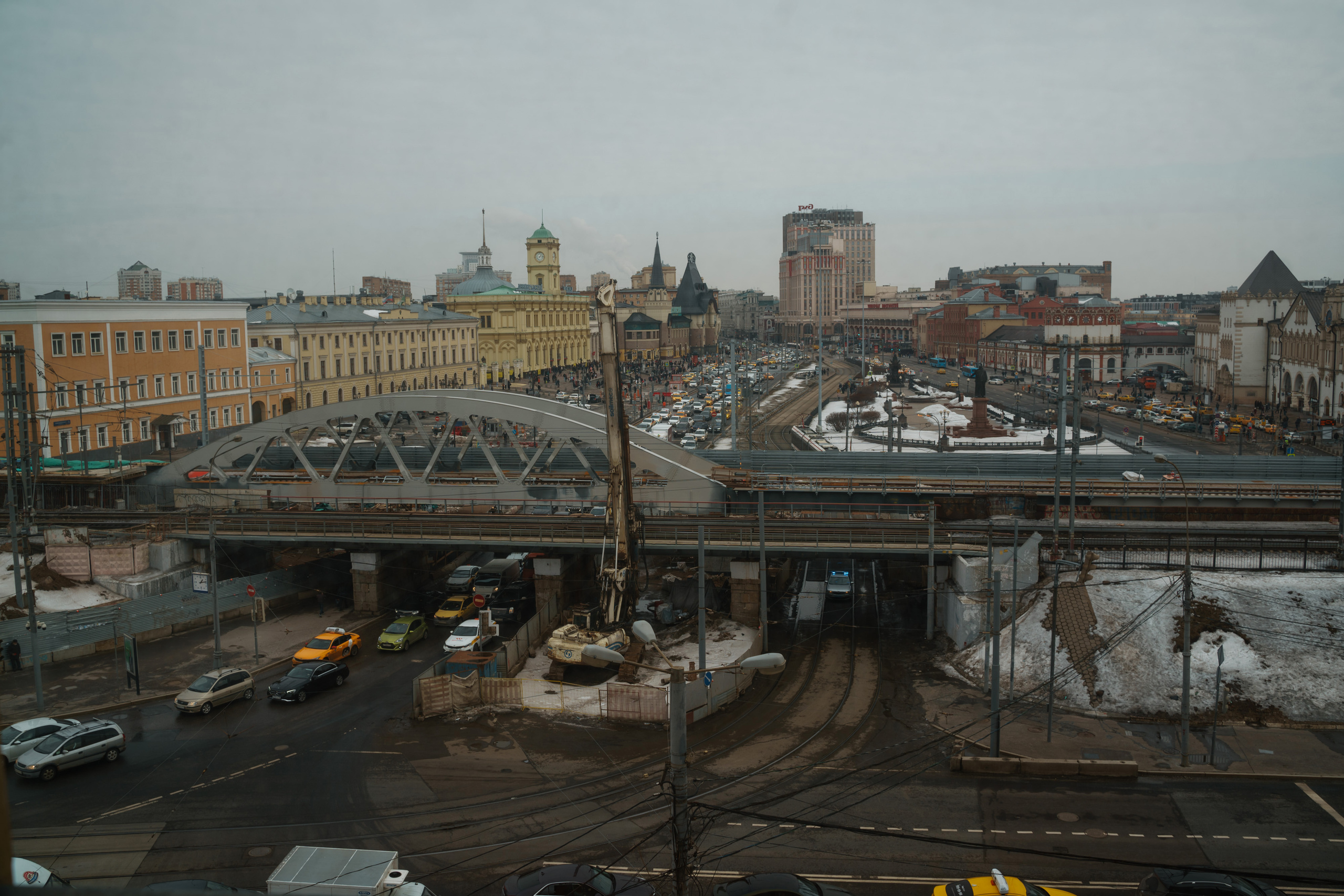 Свадебная фотосессия в отеле Hilton Moscow Leningradskaya 5