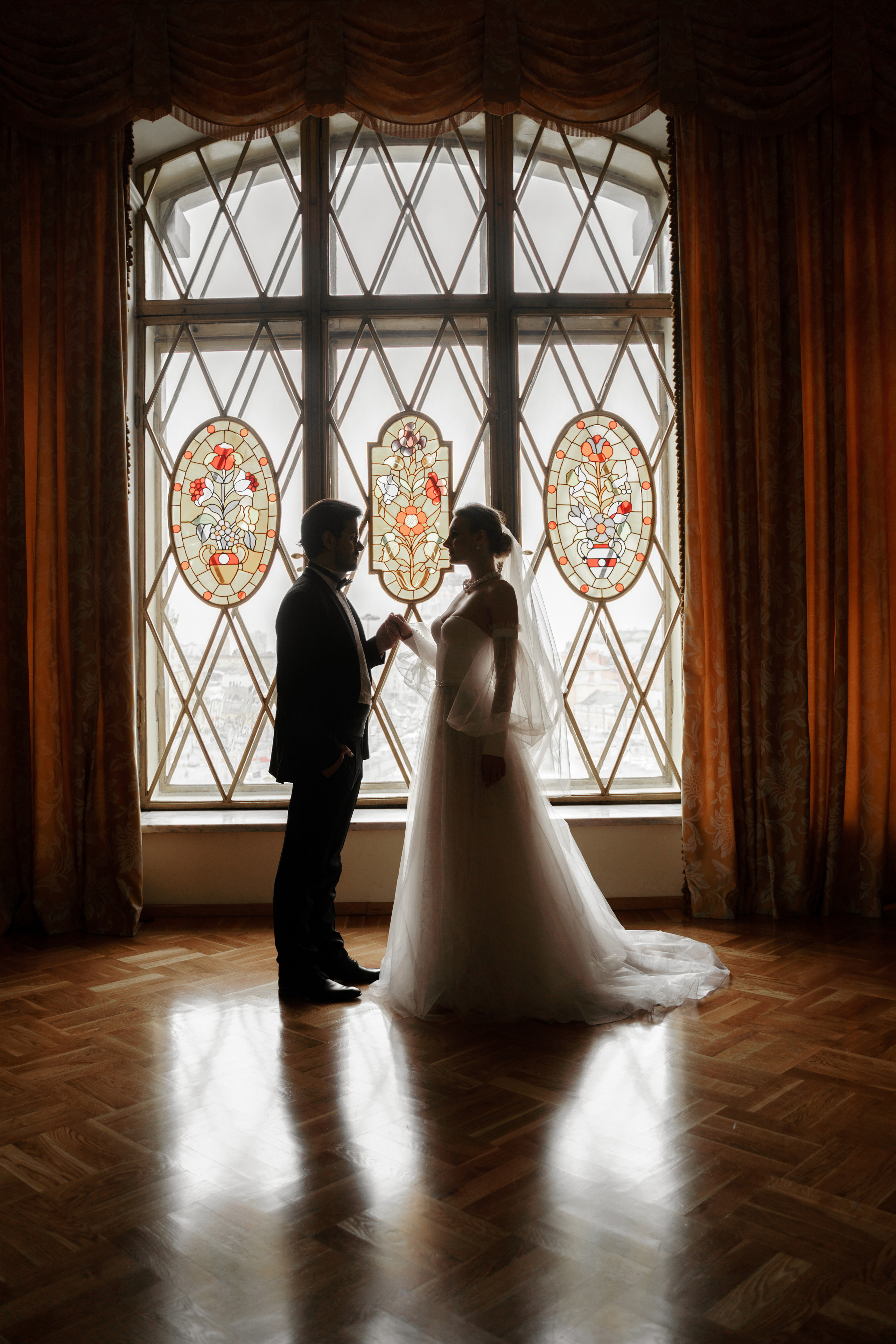 Свадебная фотосессия в отеле Hilton Moscow Leningradskaya 5