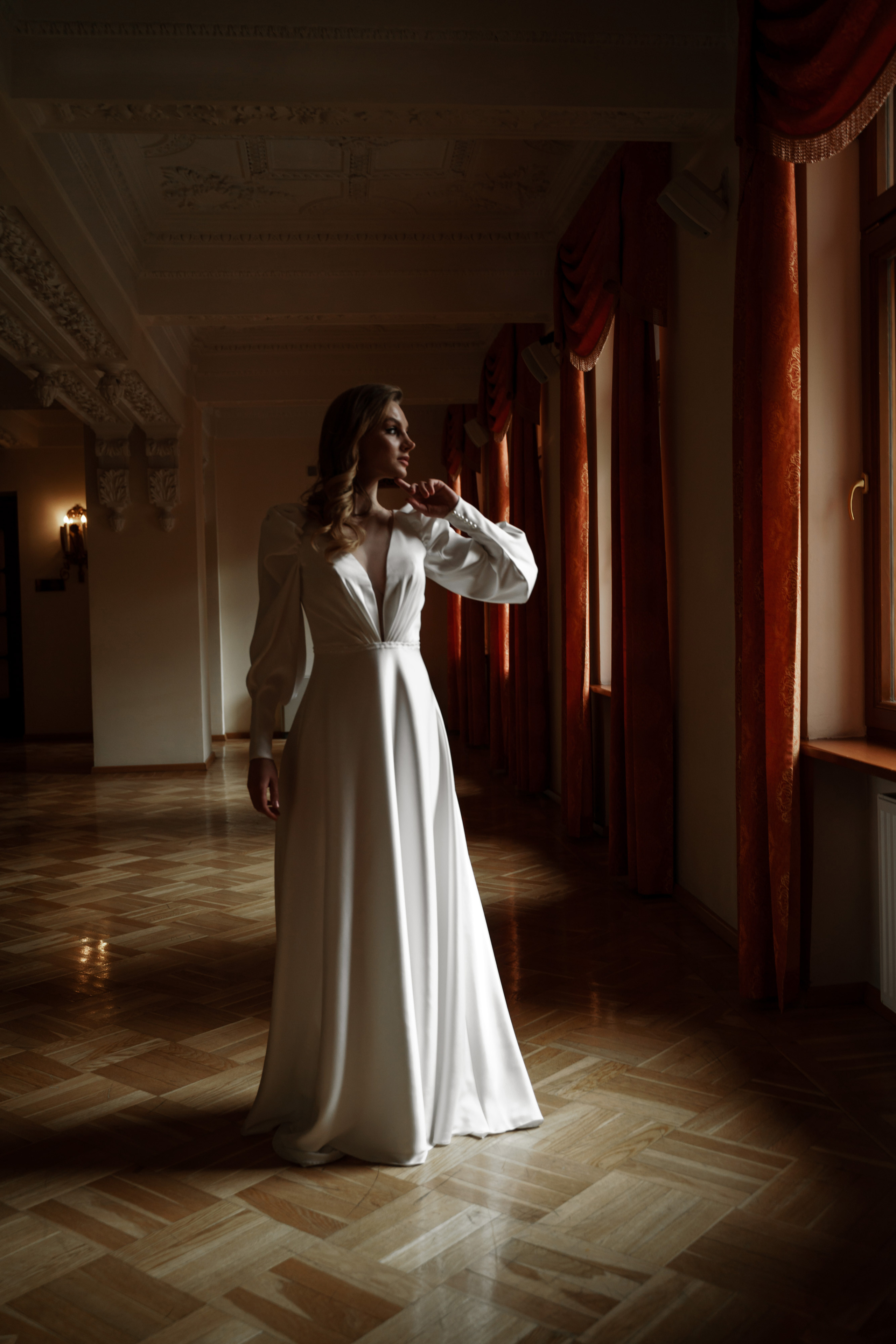 Свадебная фотосессия в отеле Hilton Moscow Leningradskaya 5