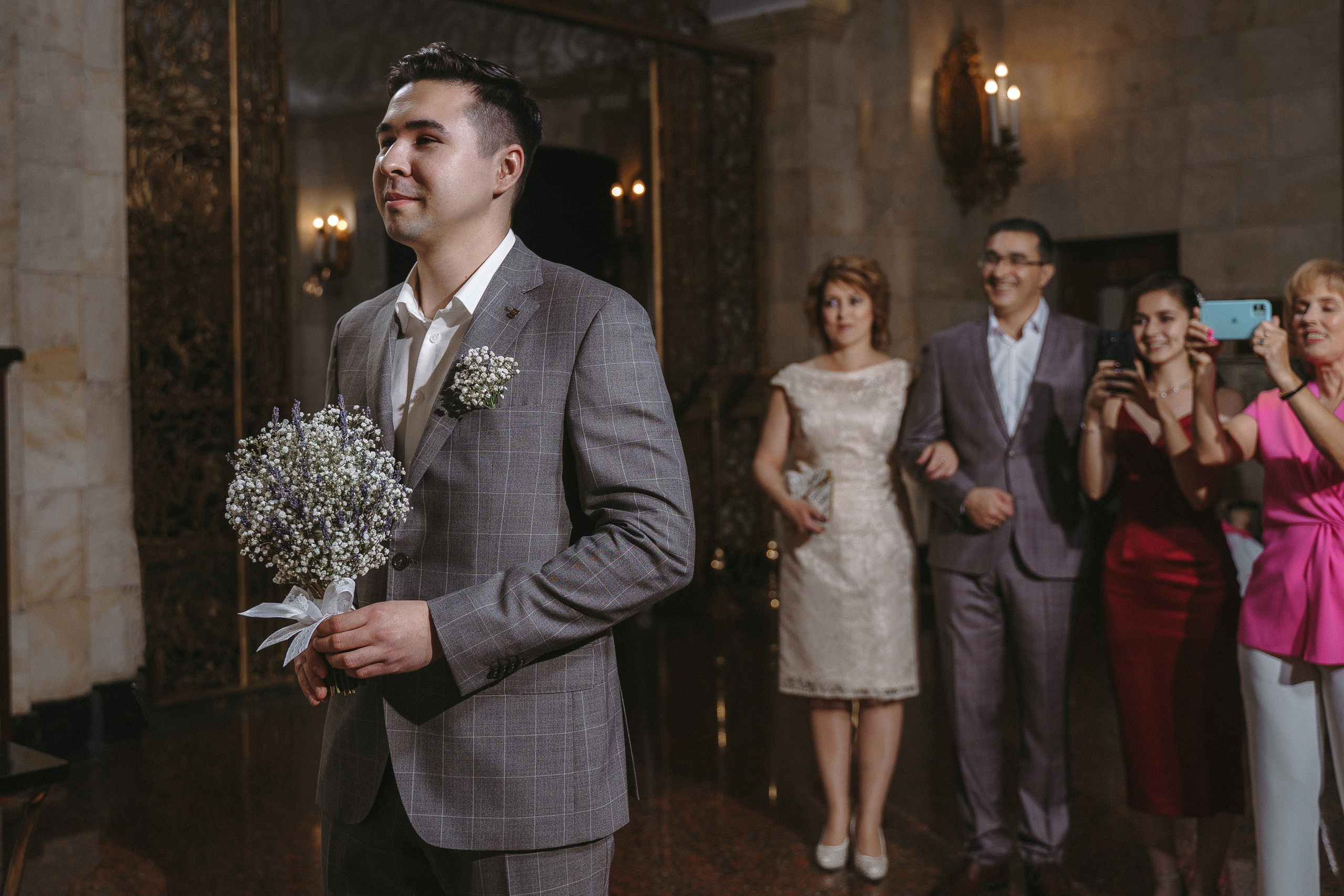 Свадебная фотосессия в отеле Hilton Moscow Leningradskaya 5*